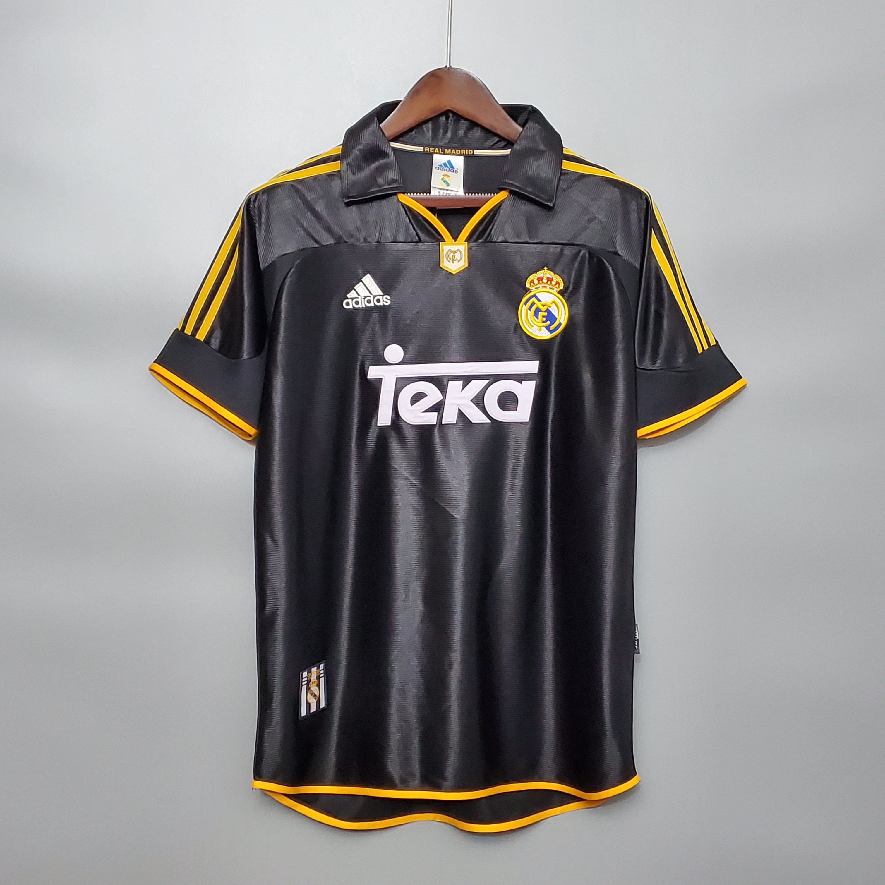 Real Madrid Retro 98-99 Away Jersey - Unitedfutballjersey