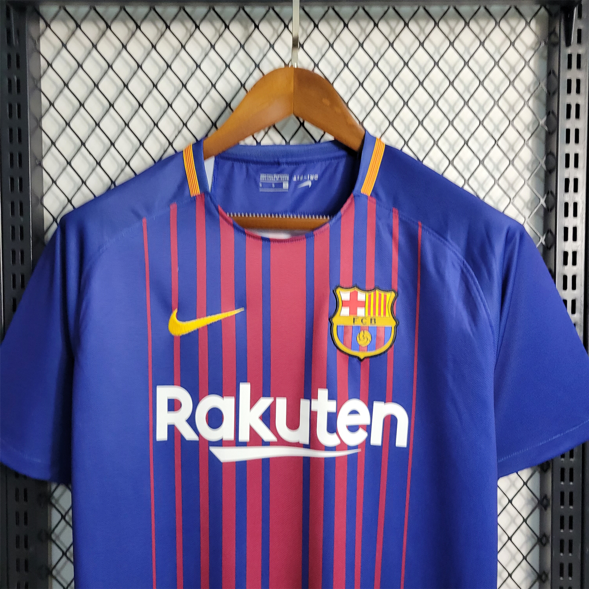 Retro Barcelona 17-18 Home Stadium Jersey - Unitedfutballjersey