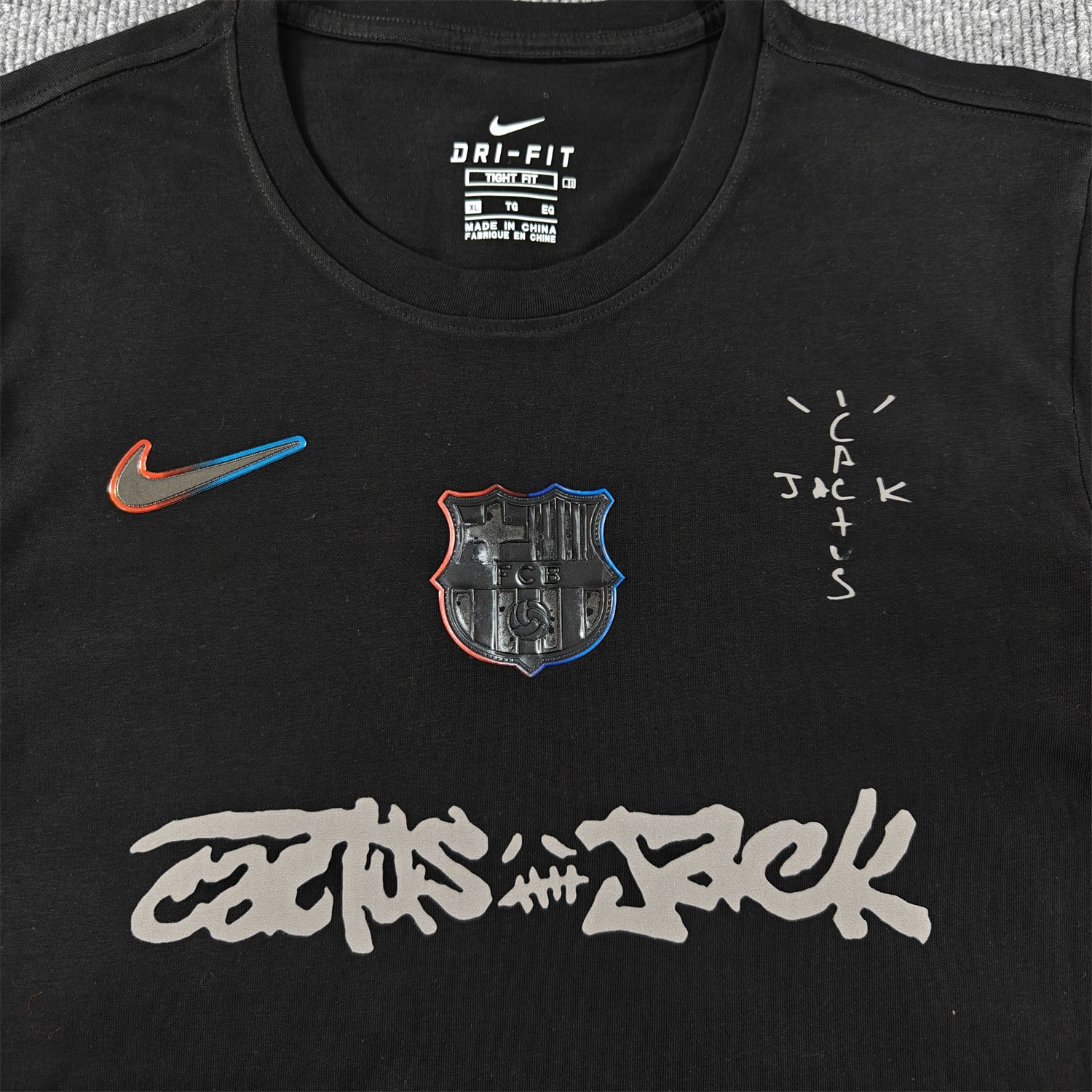Barcelona x Travis Scott 25-26 Black T-shirt with Grey ICON - Unitedfutballjersey