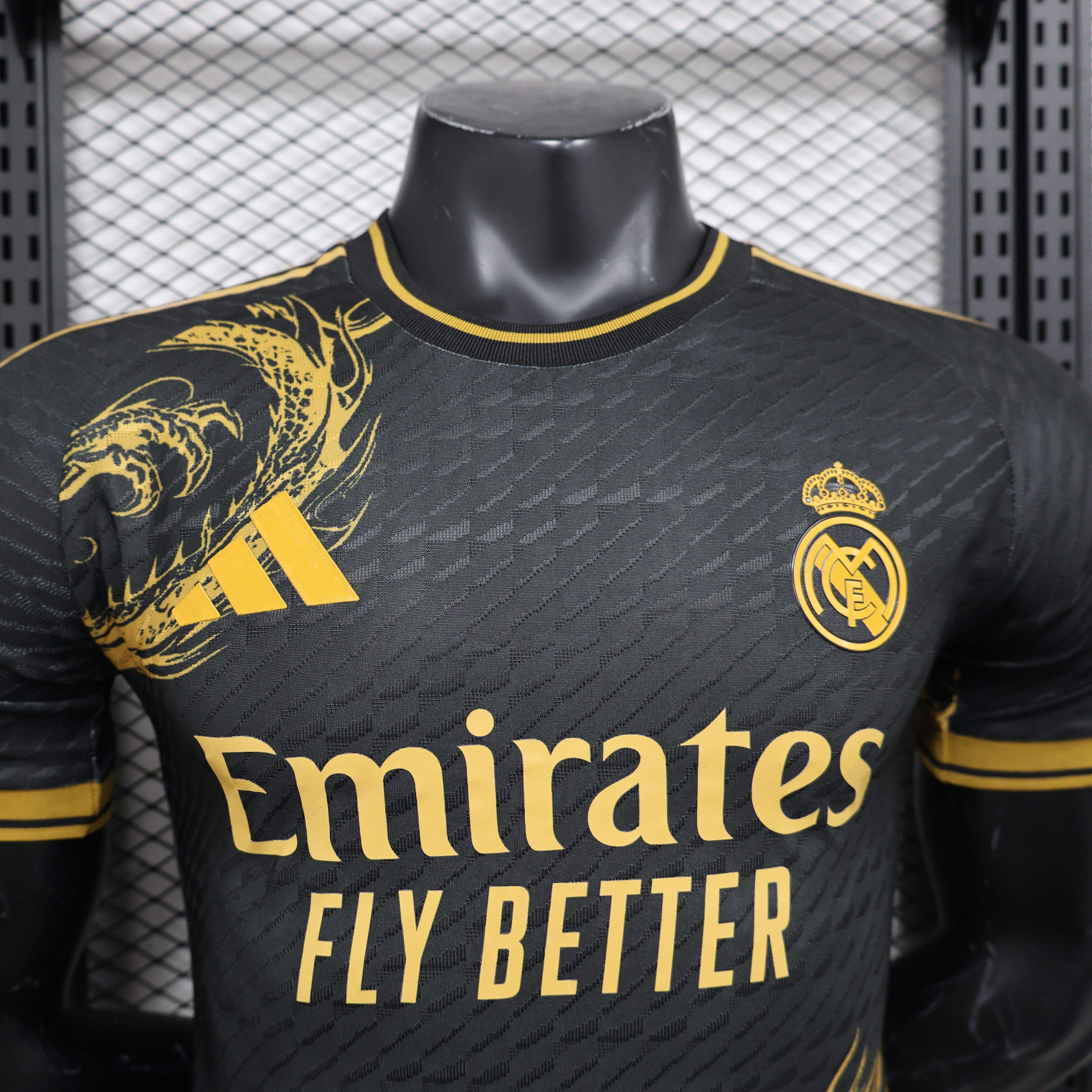 Real Madrid 24-25 Gold Dragon Special Edition White Jersey - Player Version - Unitedfutballjersey