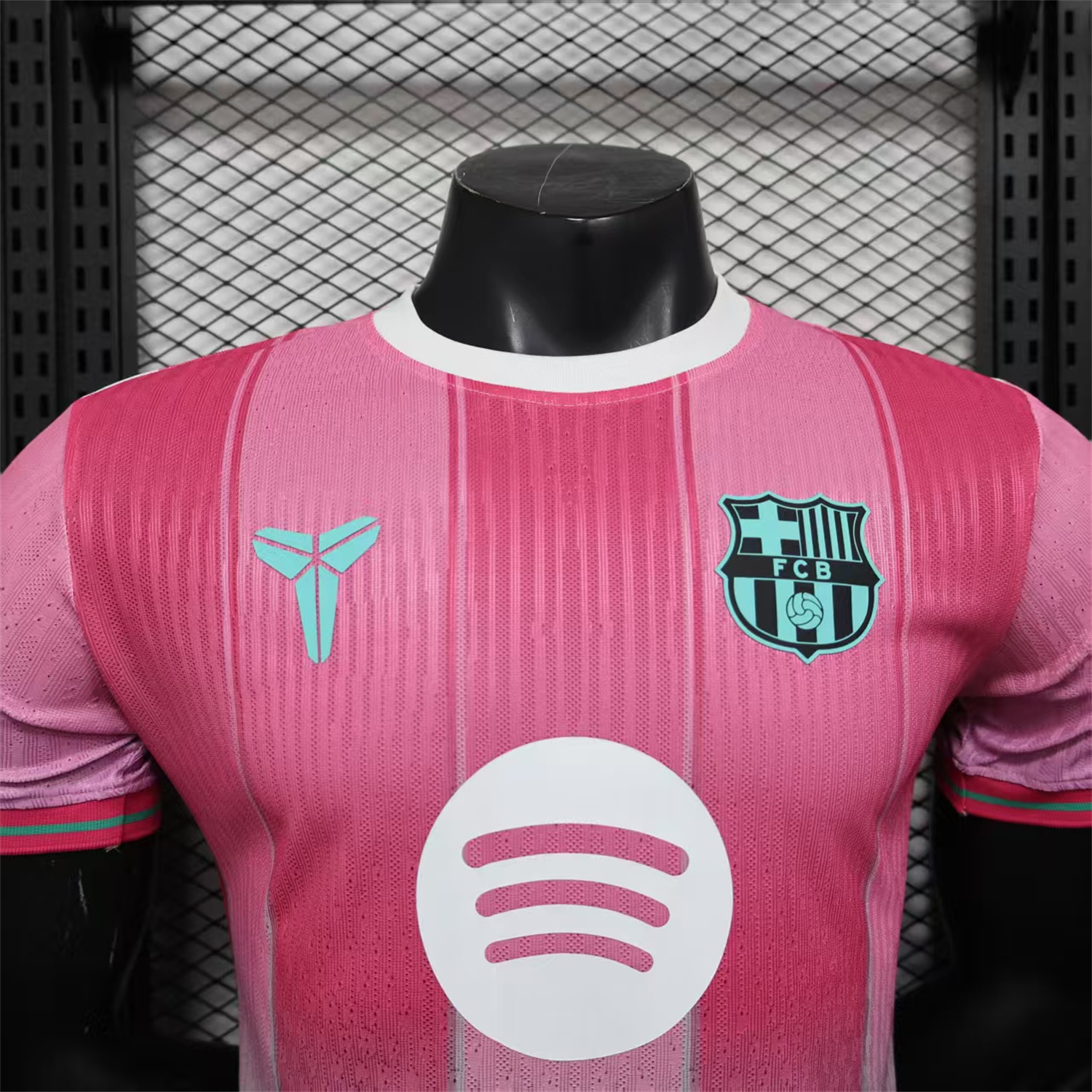 Barcelona 25-26 Pink And Cyan Special Jersey - Player Version - Unitedfutballjersey