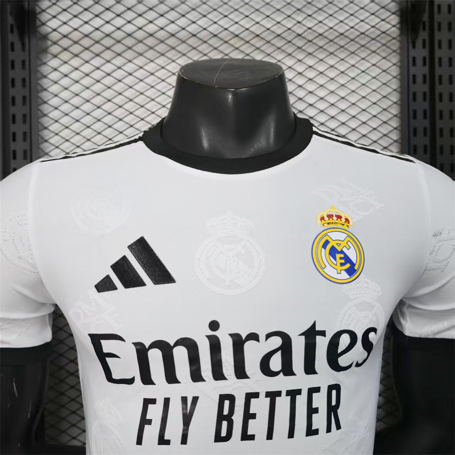Real Madrid 25-26 White Team Logo Jacquard Special Jersey - Player Version - Unitedfutballjersey