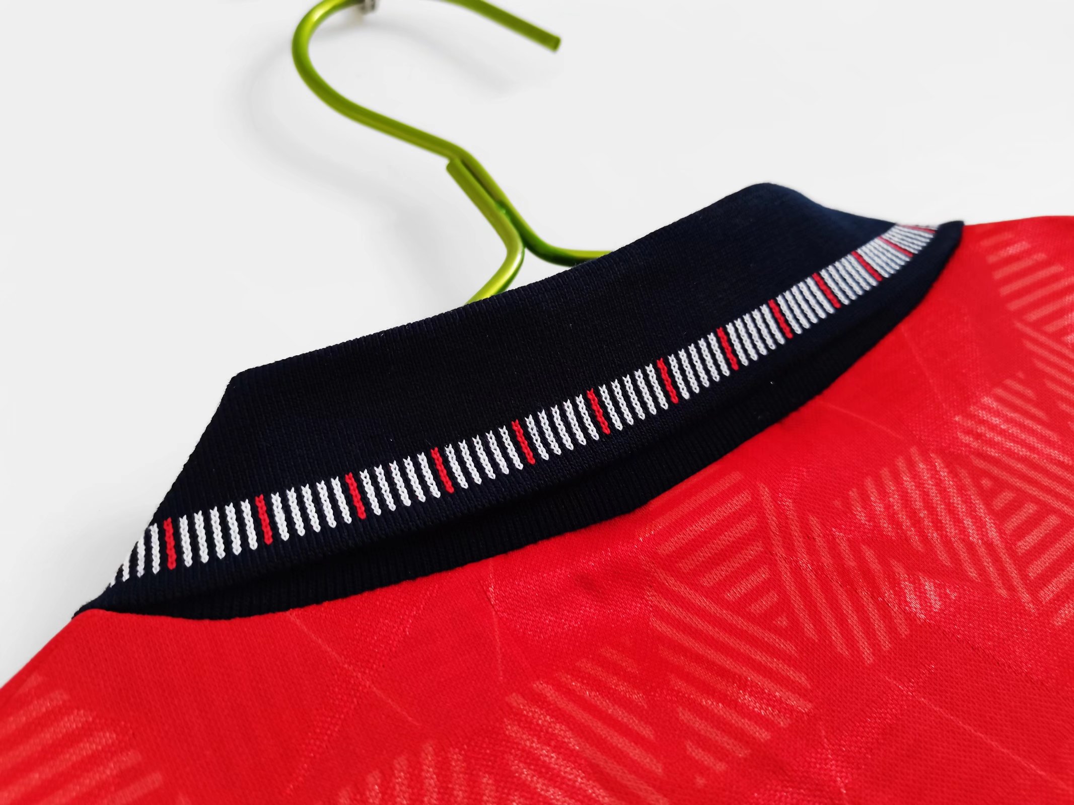 Retro England 1990 Away Stadium Jersey - Unitedfutballjersey