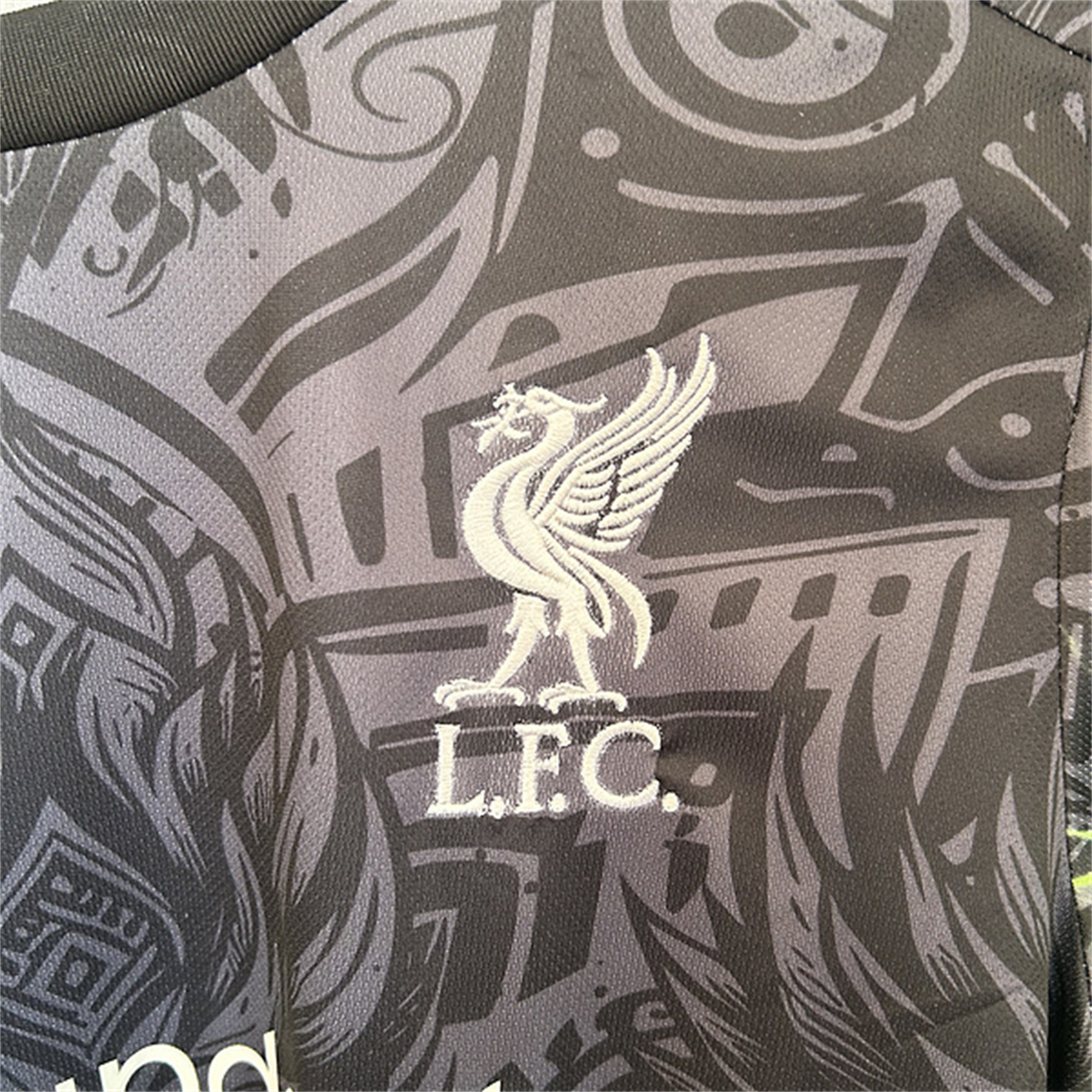 Liver.pool 24-25 Green Fire Phoenix Special Edition Jersey - Fans Version - Unitedfutballjersey