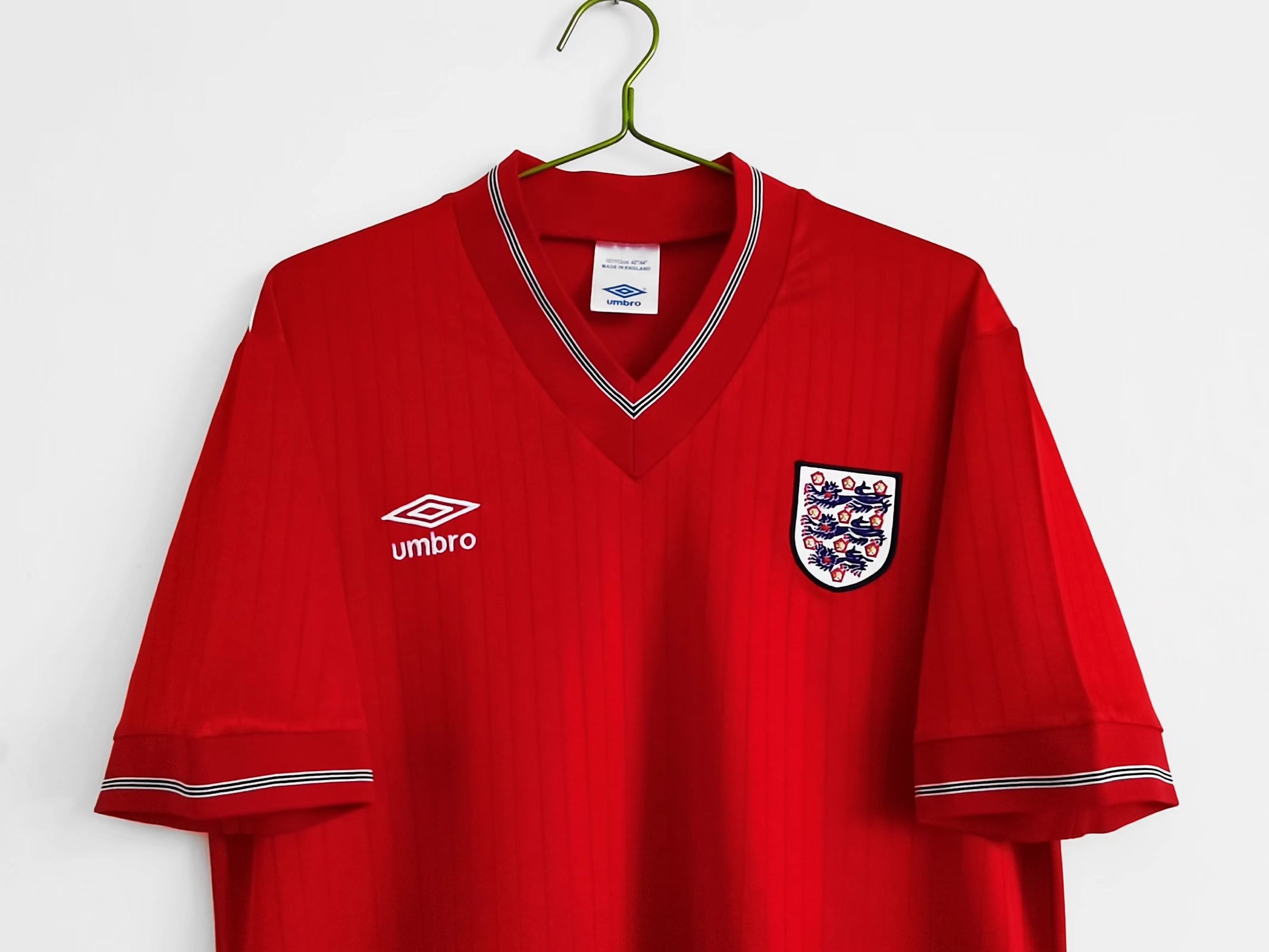 Retro England 1984-87 Away Stadium Jersey - Unitedfutballjersey