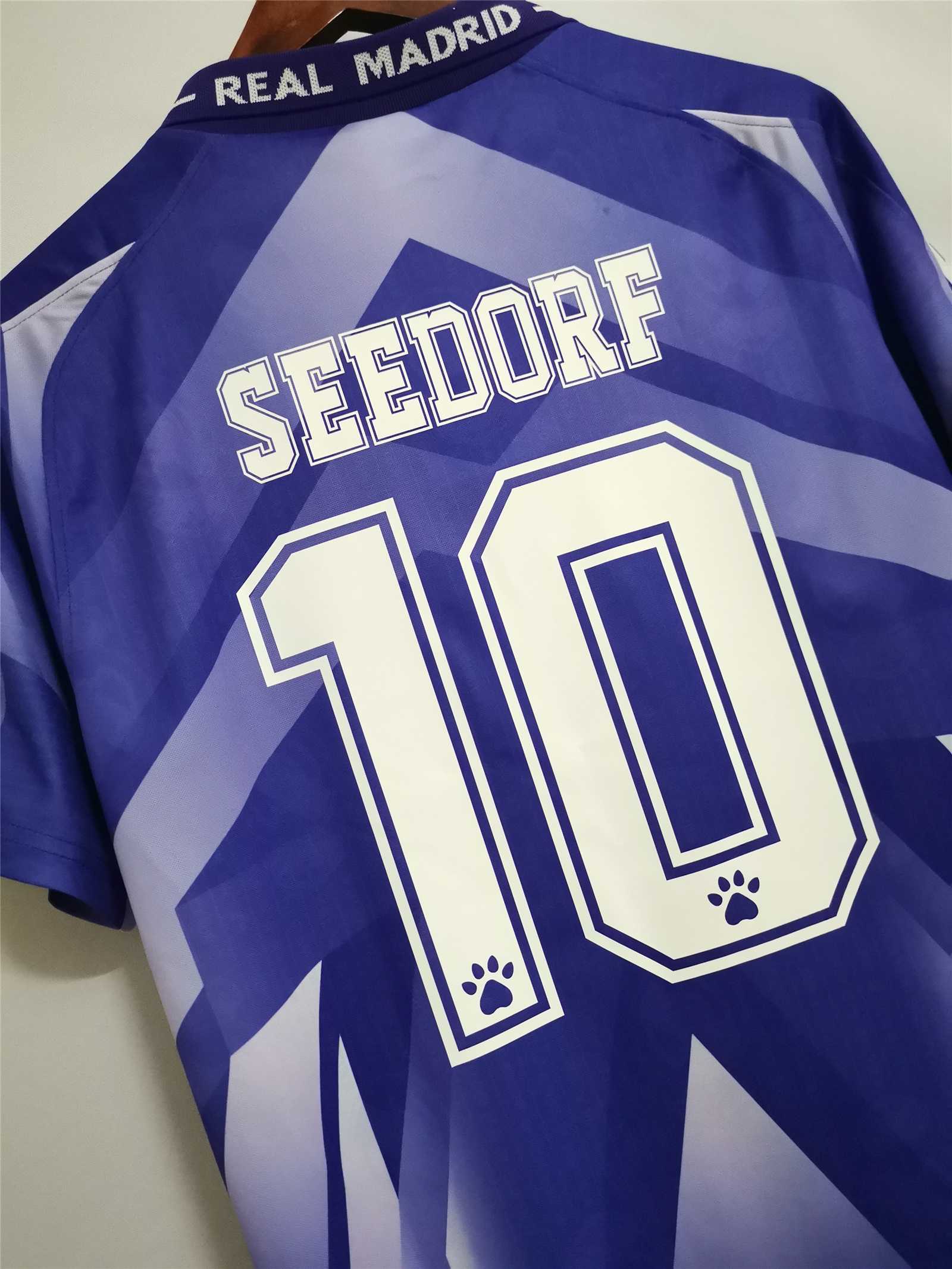 Real Madrid Retro 96-97 Away Jersey - Unitedfutballjersey