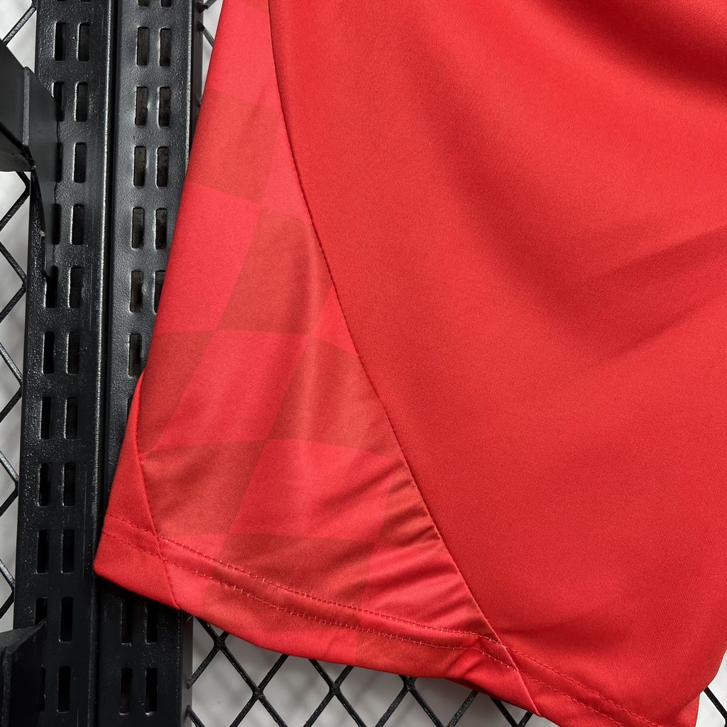 Aberdeen 24-25 Home Shorts - Fans Version - Unitedfutballjersey