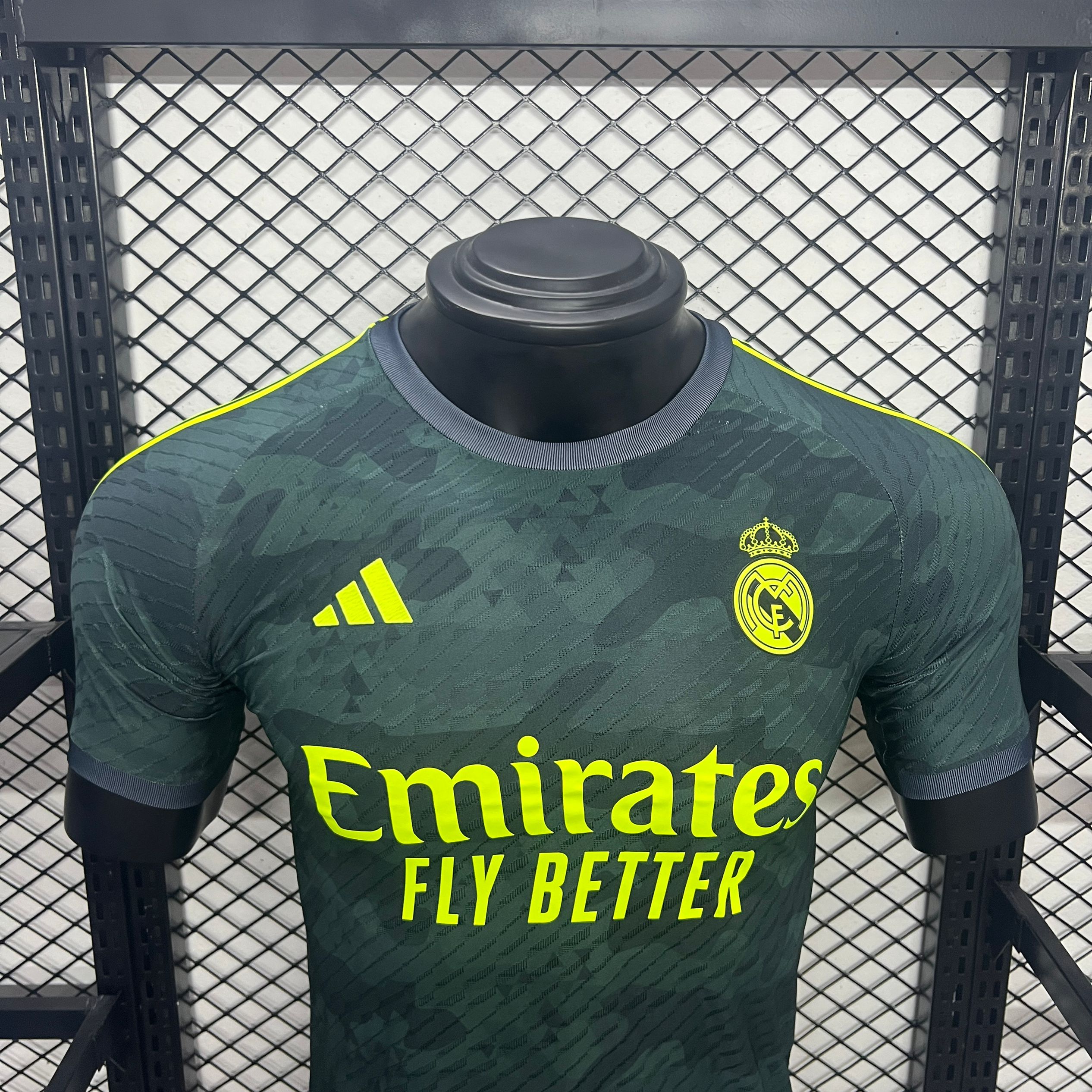 Real Madrid 24-25 Green Special Edition Jersey - Player Version - Unitedfutballjersey