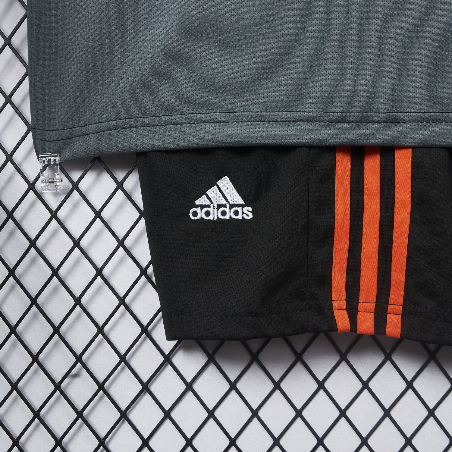 Retro Bayern Munich 2016-17 Away Men's Adult Jersey Set - Fans Version - Unitedfutballjersey