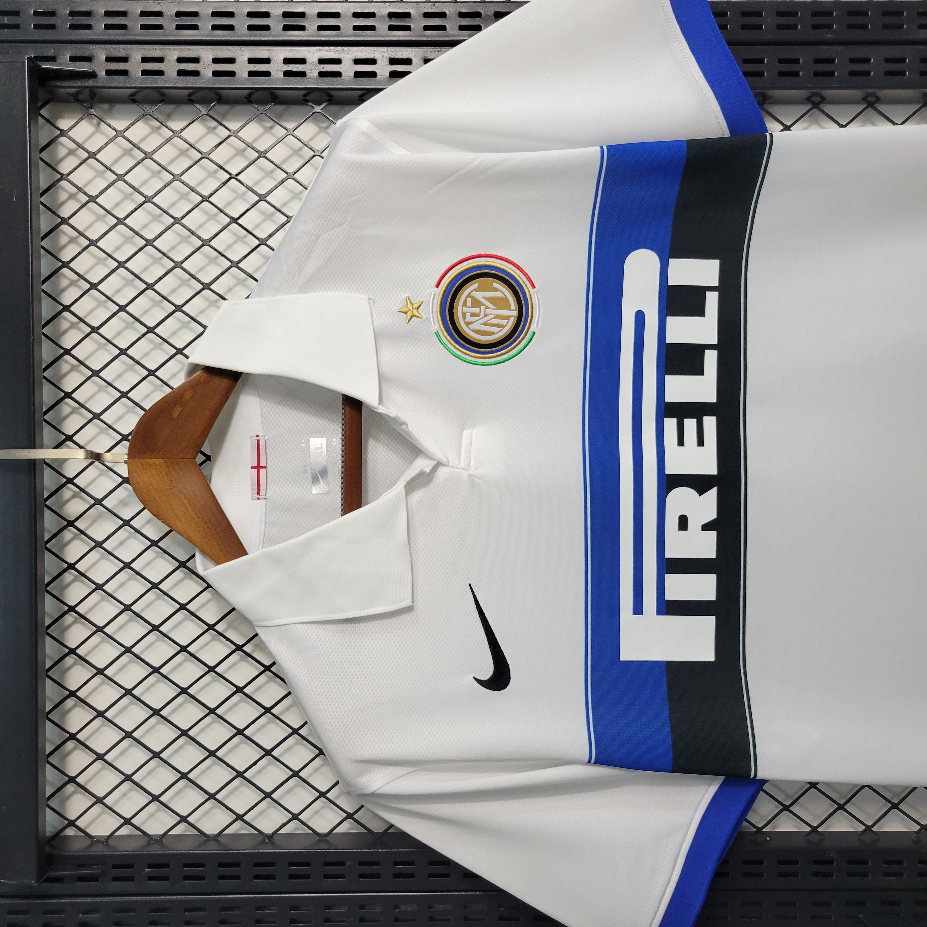 Retro Inter Milan 09-10 Away Stadium Jersey - Unitedfutballjersey