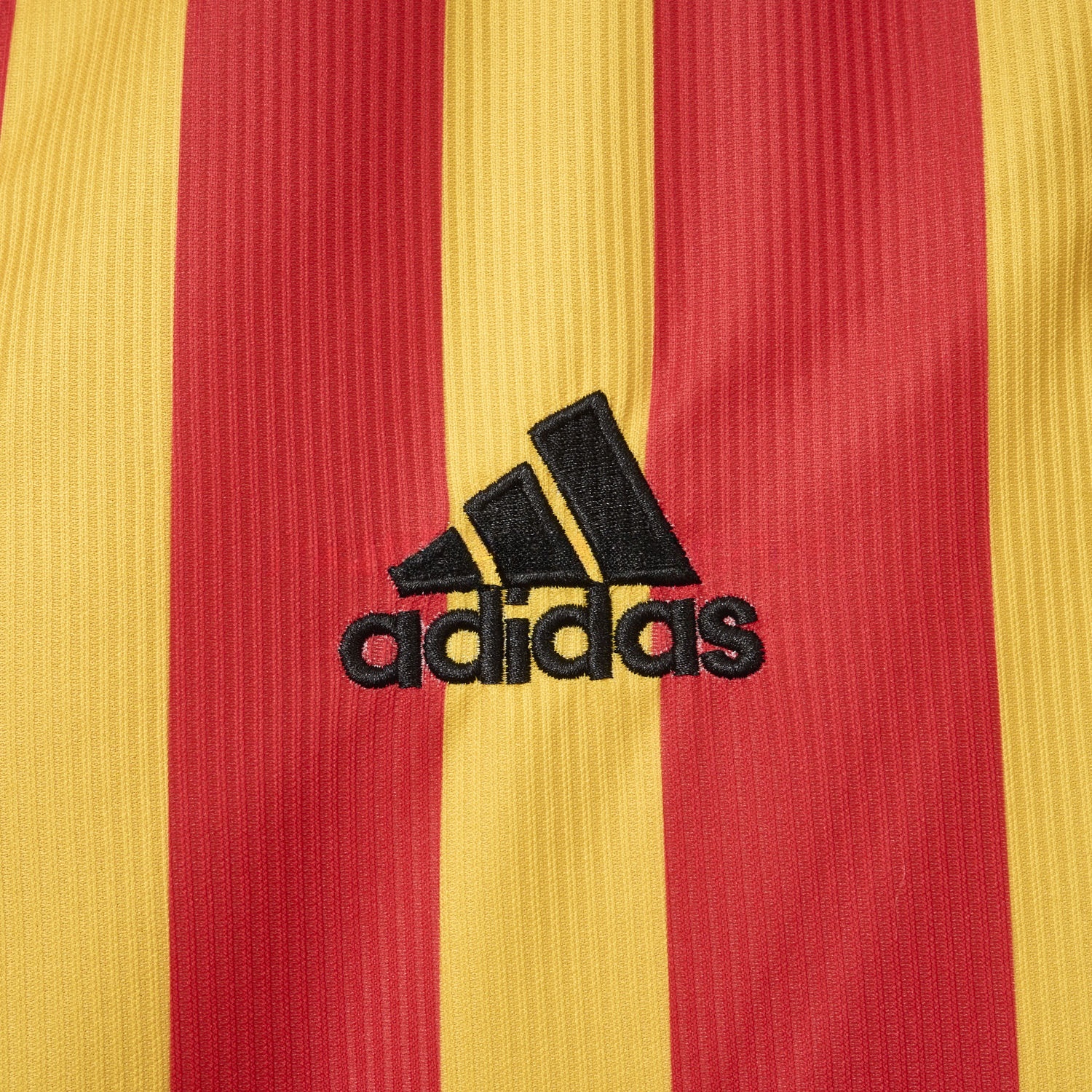 Retro Galatasaray 2000-01 Home Jersey - Unitedfutballjersey