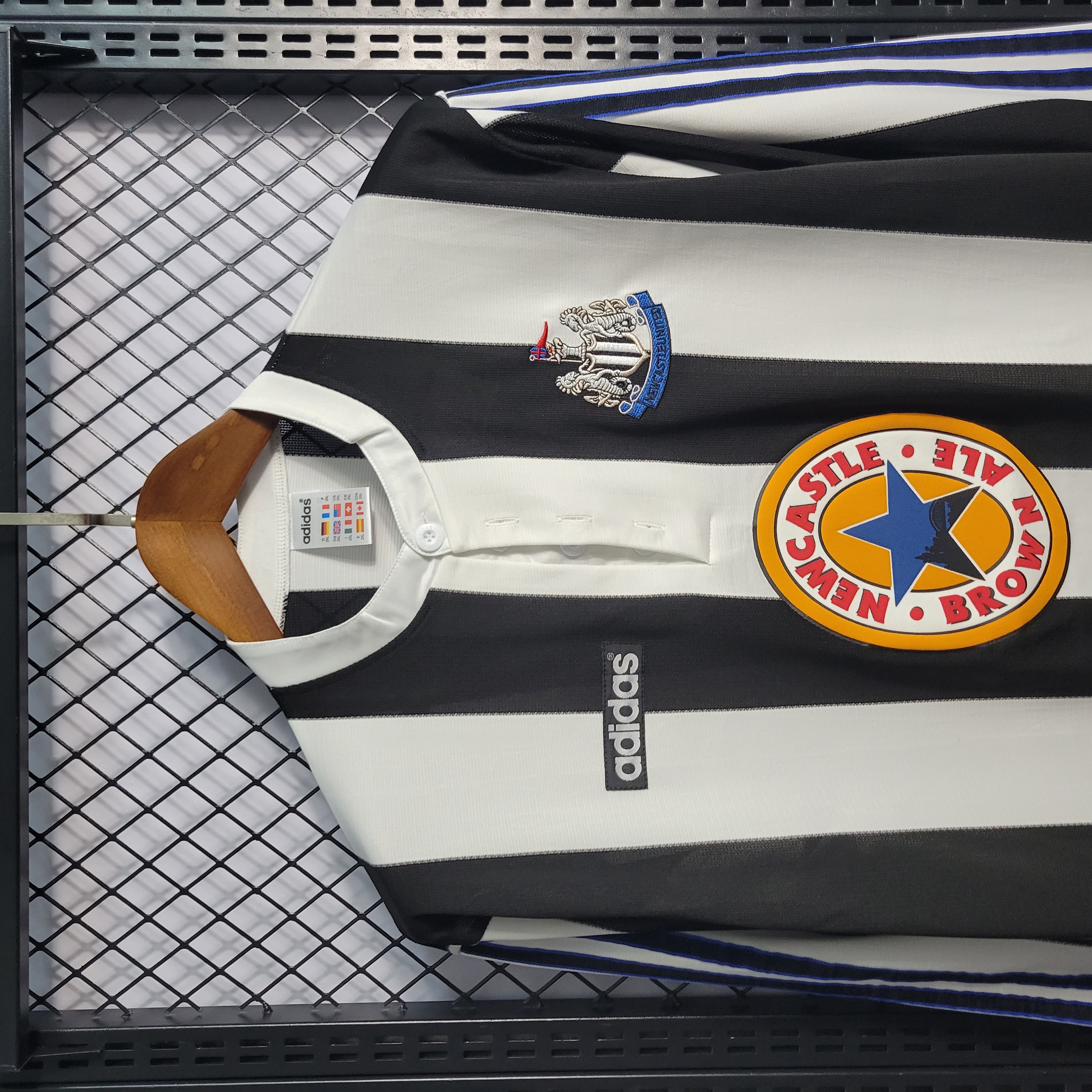 Retro Newcastle United 1995-97 Home Long Sleeve Jersey - Unitedfutballjersey