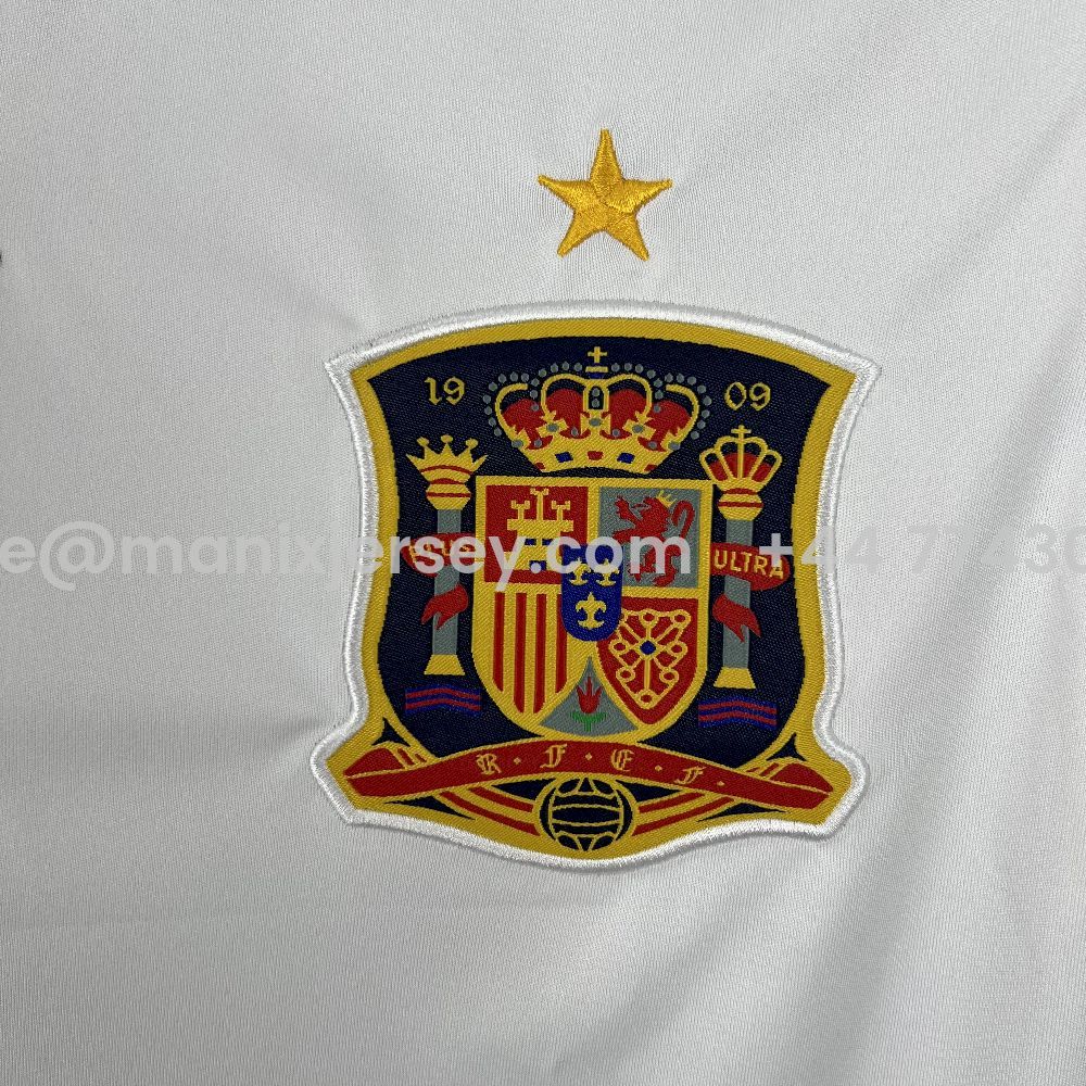 Retro Spain 2011 Away White Jersey - Unitedfutballjersey