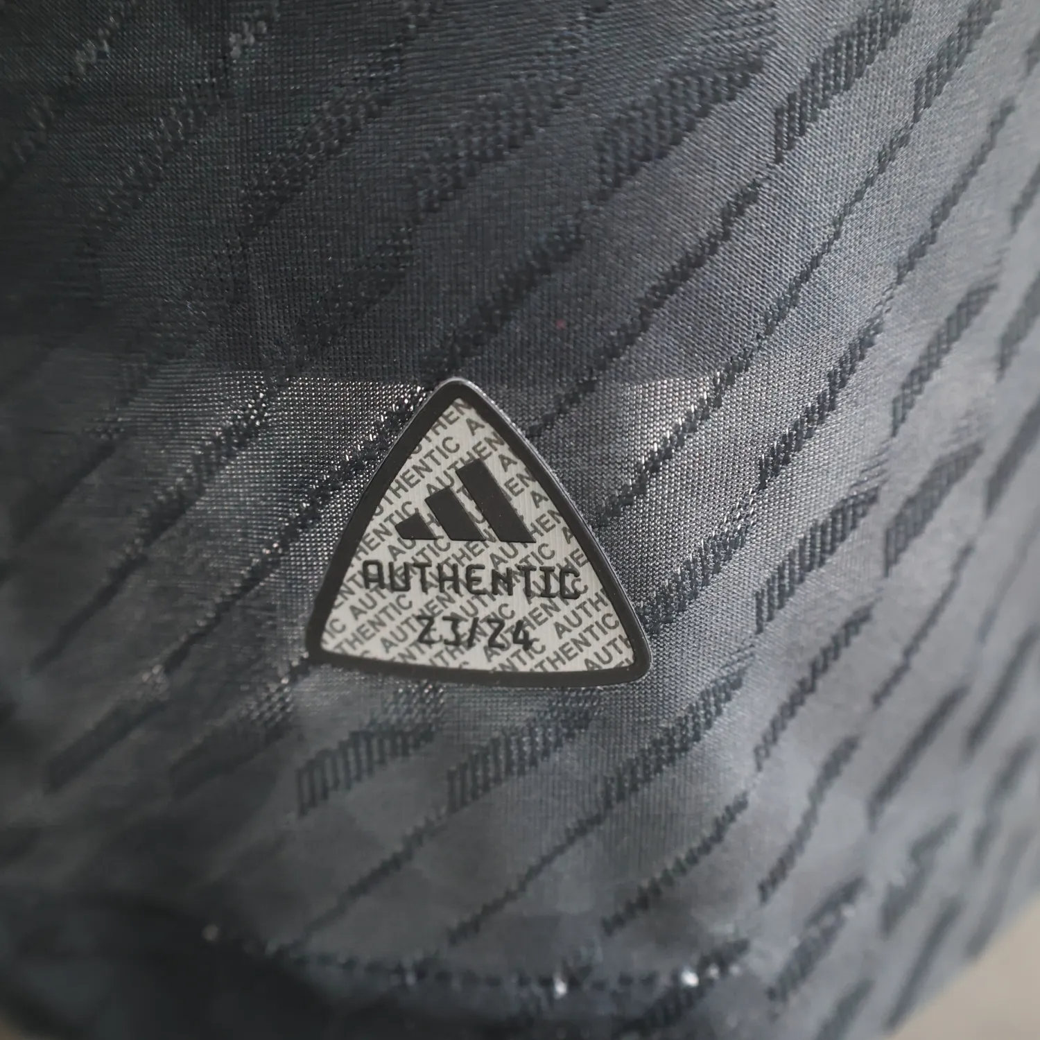 Arsenal 23-24 LOVE UNITES Pre-match Jersey - Player Version - Unitedfutballjersey