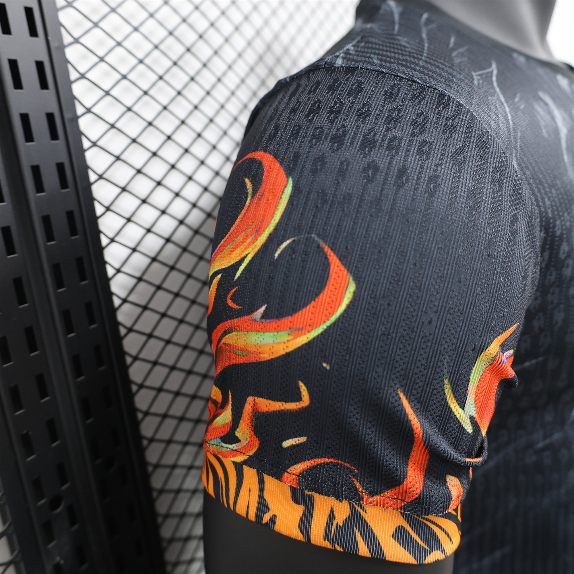 Liver.pool 24-25 Red and Black Phoenix Jersey - Player Version - Unitedfutballjersey