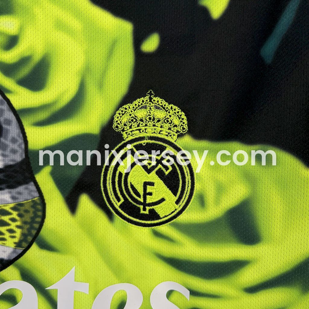 Real Madrid 25-26 Snake and Green Flowers Black Jersey - Fans Version - Unitedfutballjersey