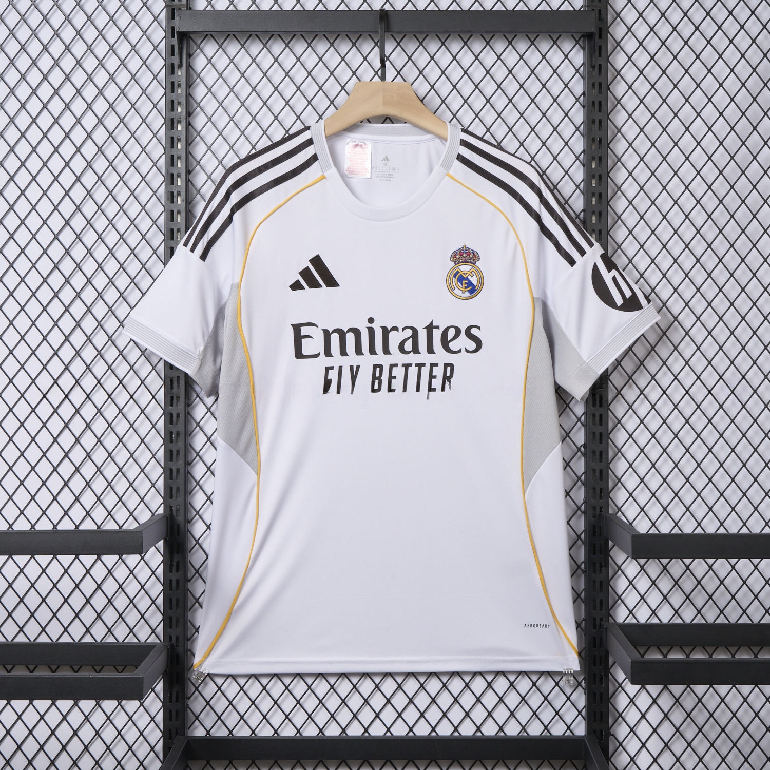 Real Madrid 25-26 Home White Jersey - Fans Version - Unitedfutballjersey
