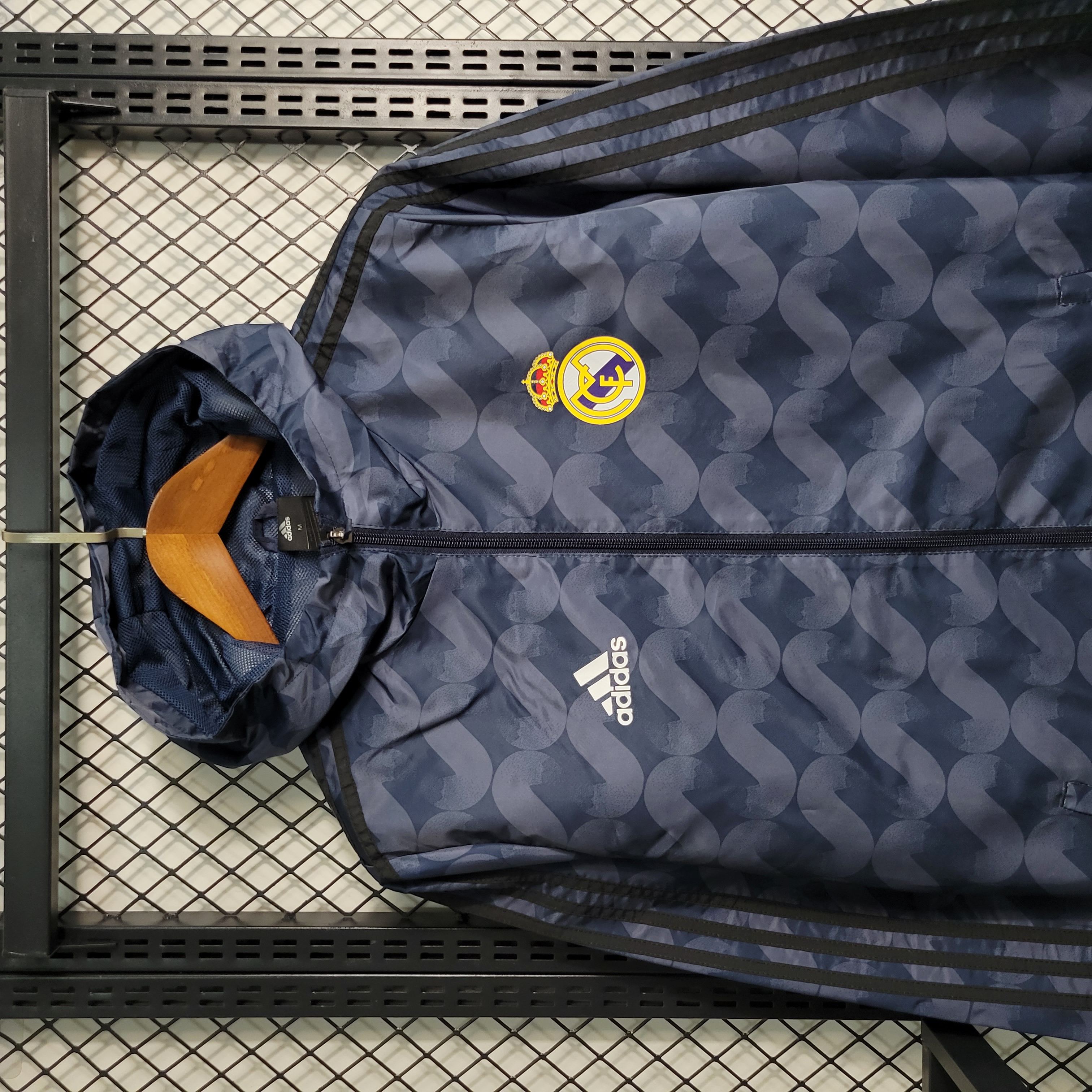 Real Madrid 23-24 Away Stadium Player Windbreaker - Navy - Unitedfutballjersey