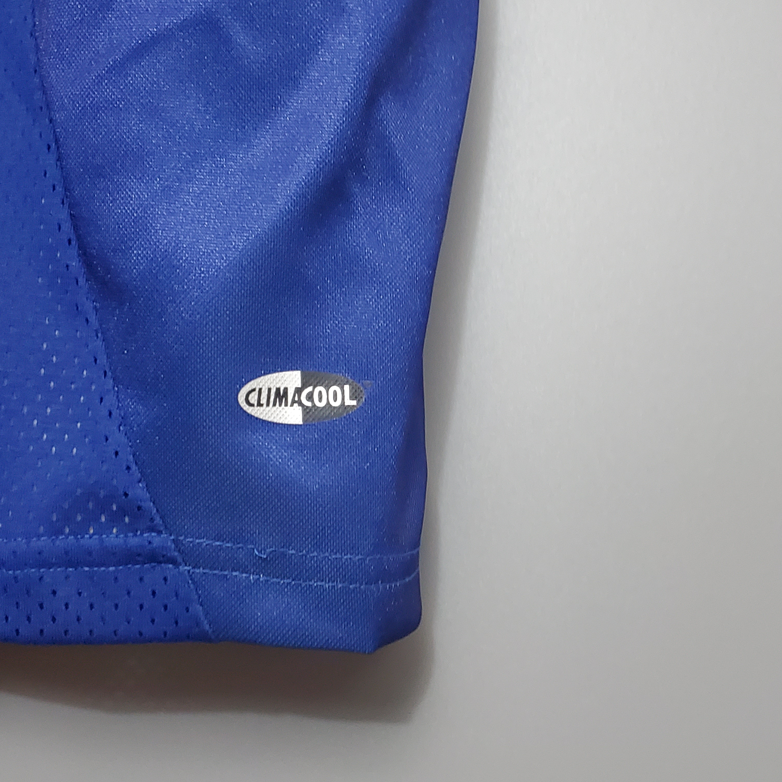 Retro Japan 2002 Home Stadium Jersey - Unitedfutballjersey