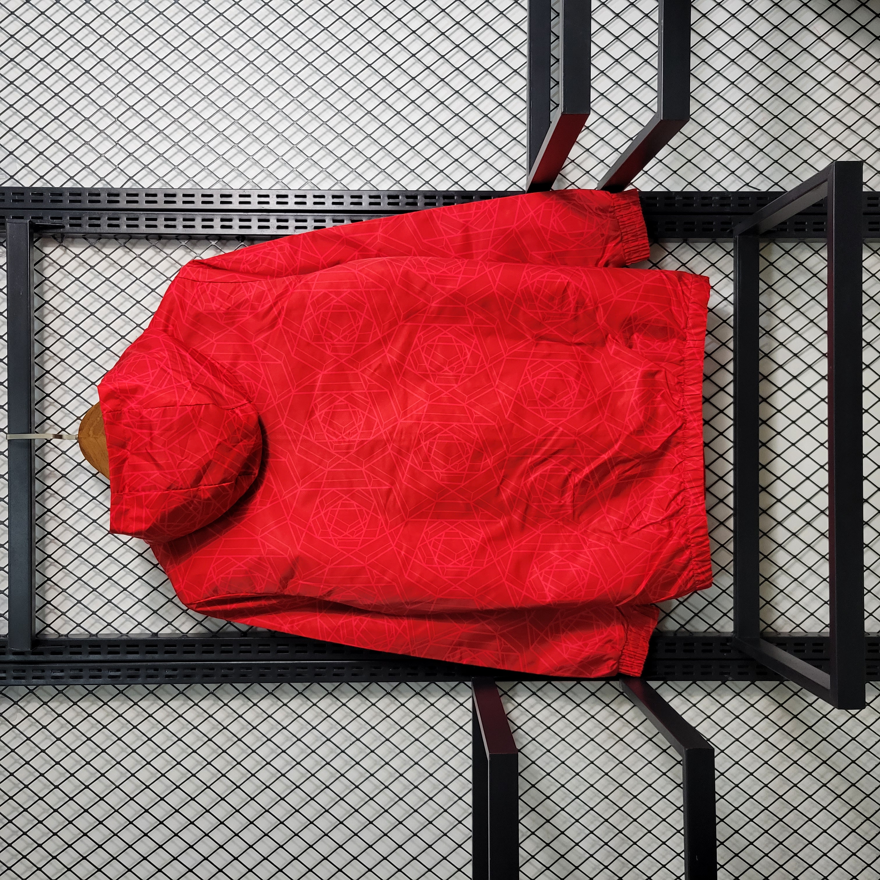 Manchester United 23-24 DNA Windbreaker Jacket - Red - Unitedfutballjersey