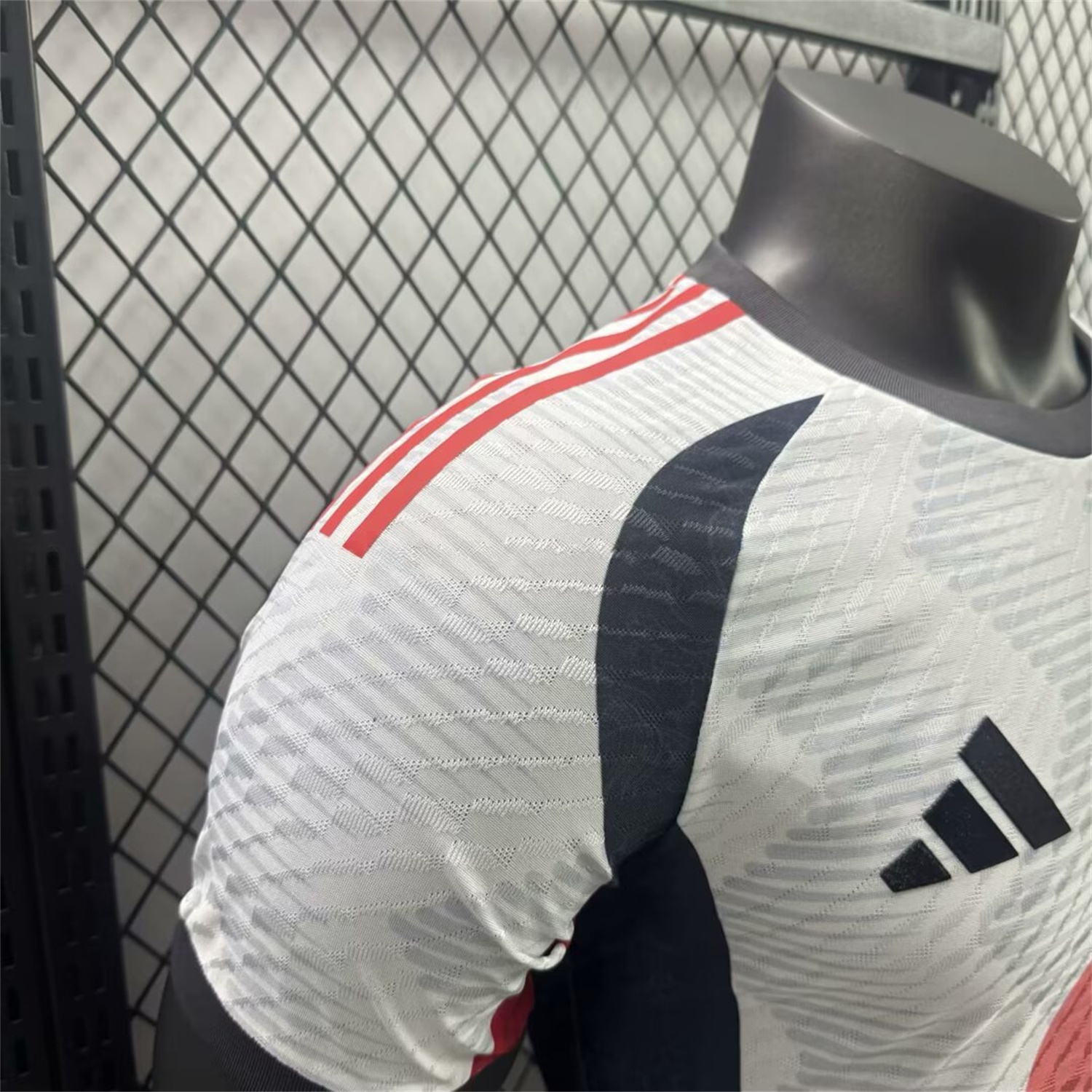 Japan 25-26 Dragon Ball Goku Sketch White & Red Special Jersey - Player Version - Unitedfutballjersey