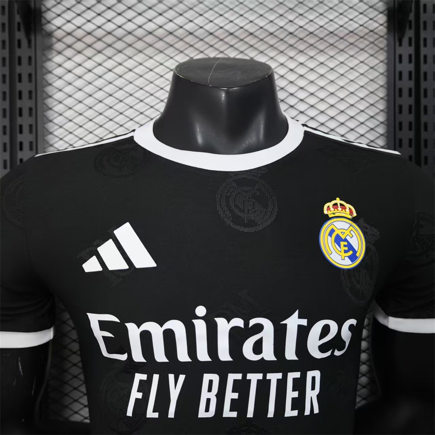Real Madrid 25-26 Black Team Logo Jacquard Special Jersey - Player Version - Unitedfutballjersey