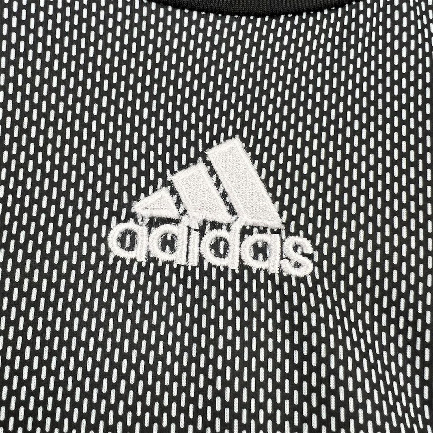 Retro Real Madrid 2002-03 Grey Goalkeeper Jersey - Unitedfutballjersey