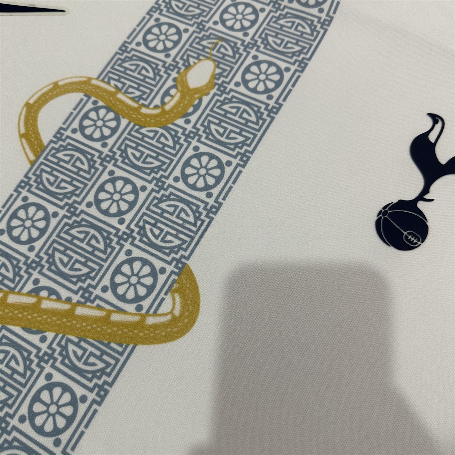 Tottenham Hotspur 2025-26 Snake Year Special Edition Jersey - Fans Version - Unitedfutballjersey