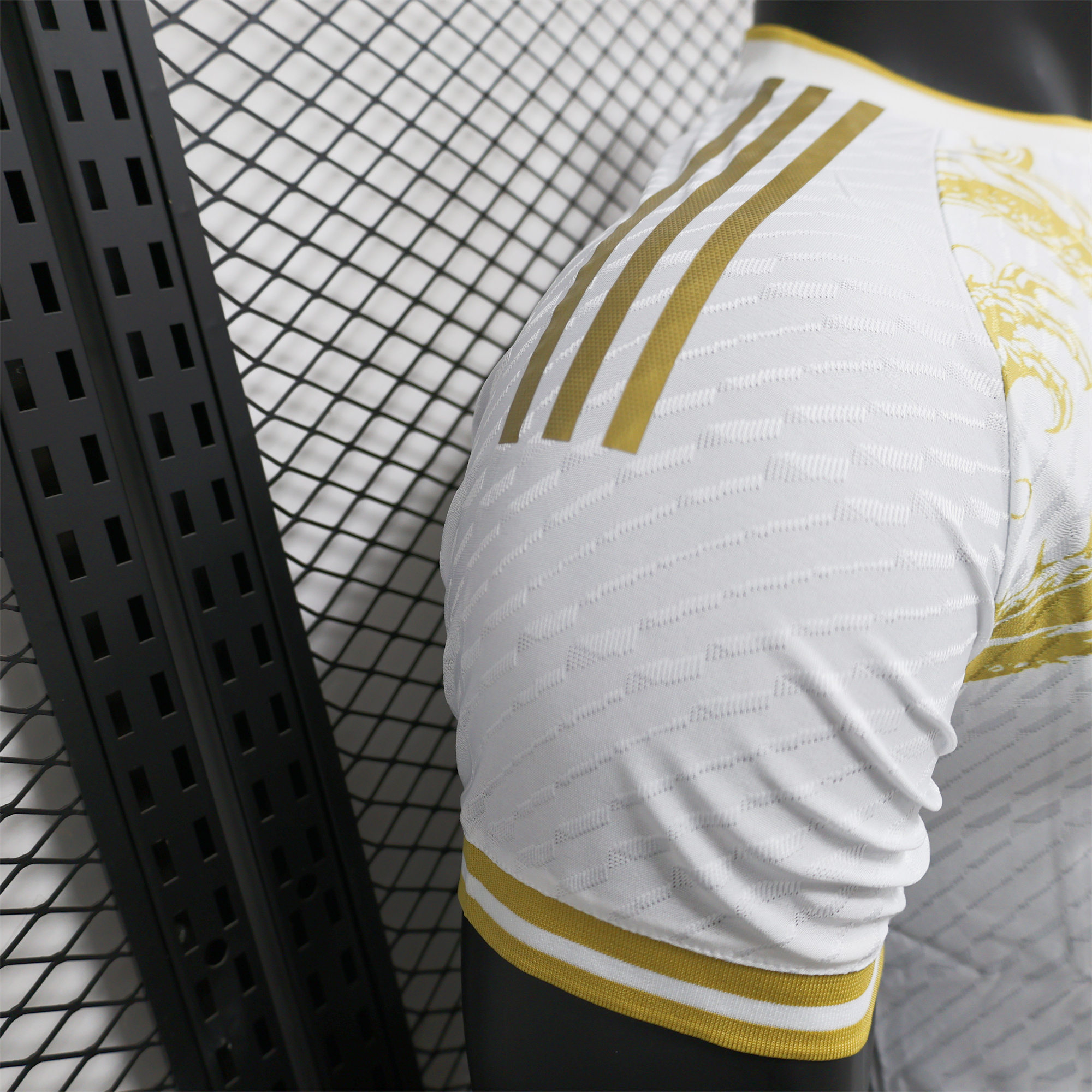 Real Madrid 24-25 Gold Dragons Pattern White Special Edition Jersey - Player Version - Unitedfutballjersey