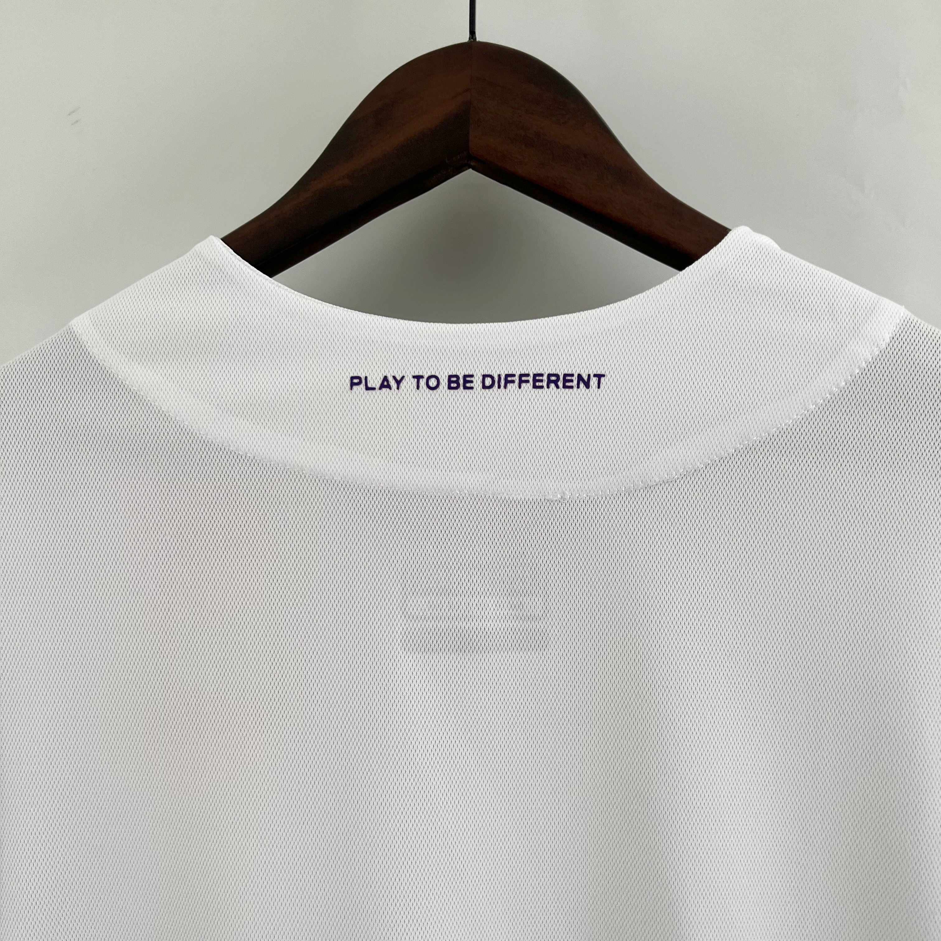 Fiorentina 23-24 Away Stadium Jersey - Fans Version - Unitedfutballjersey