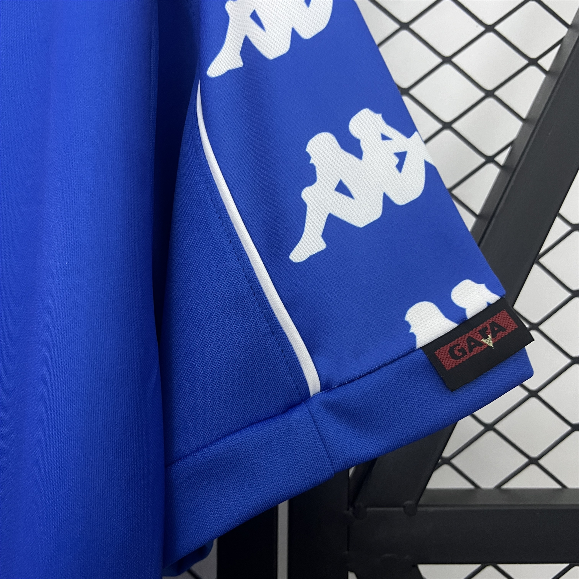 Retro Juventus 1999-00 Away Jersey - Unitedfutballjersey