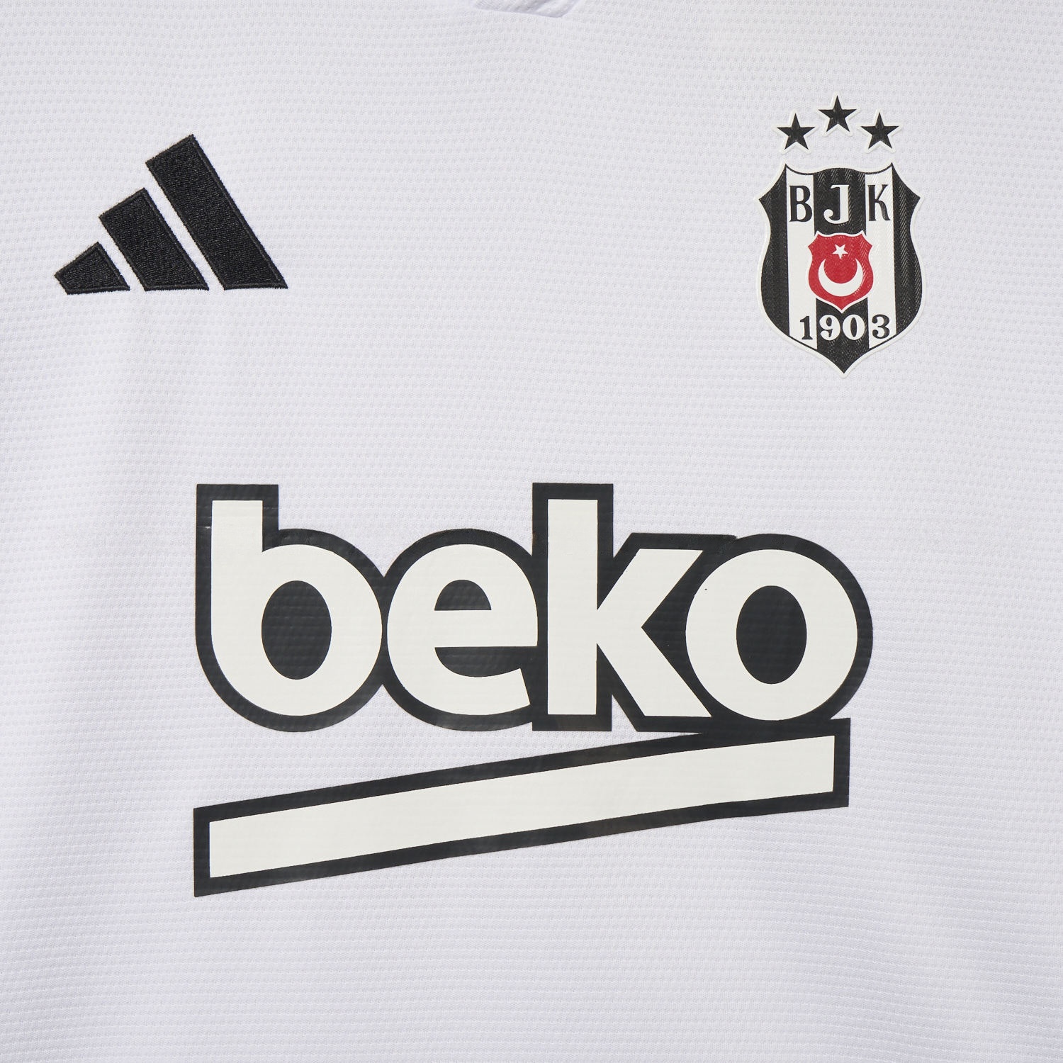 Besiktas 25-26 Home Jersey - Fans Version - Unitedfutballjersey