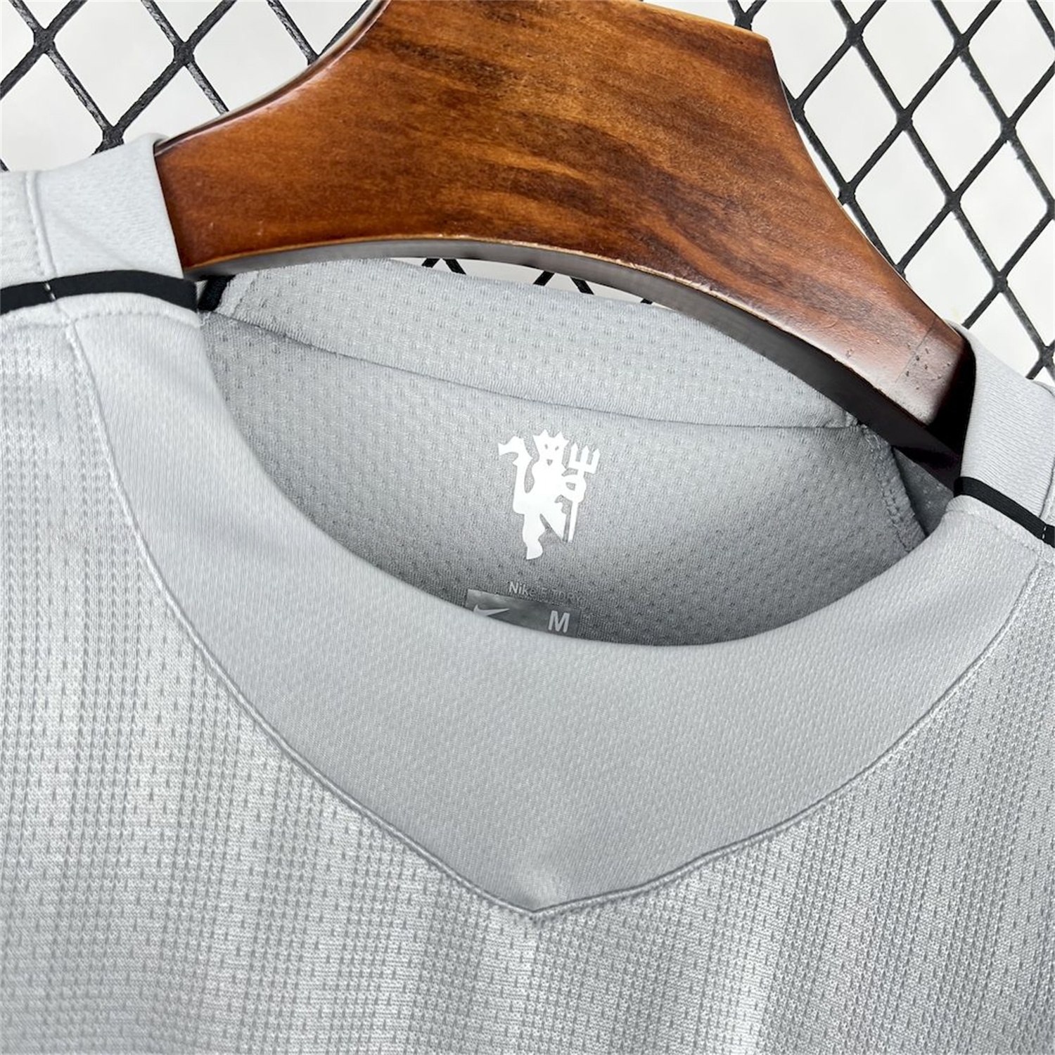 Manchester United Retro 2007-08 Grey Goalkeeper Long Sleeves Jersey - Unitedfutballjersey