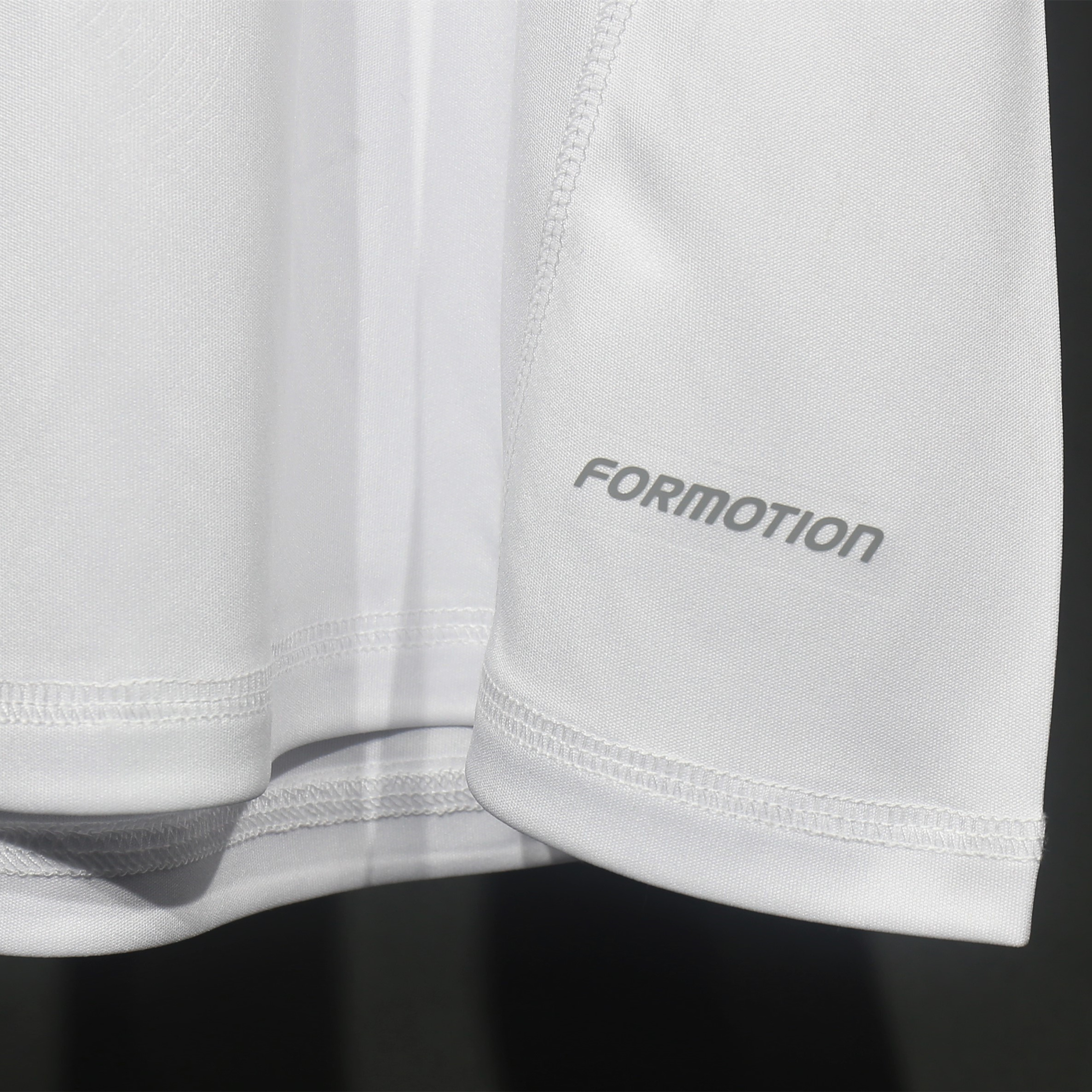 Retro Real Madrid 10-11 Home Long Sleeve Jersey - Player Version - Unitedfutballjersey