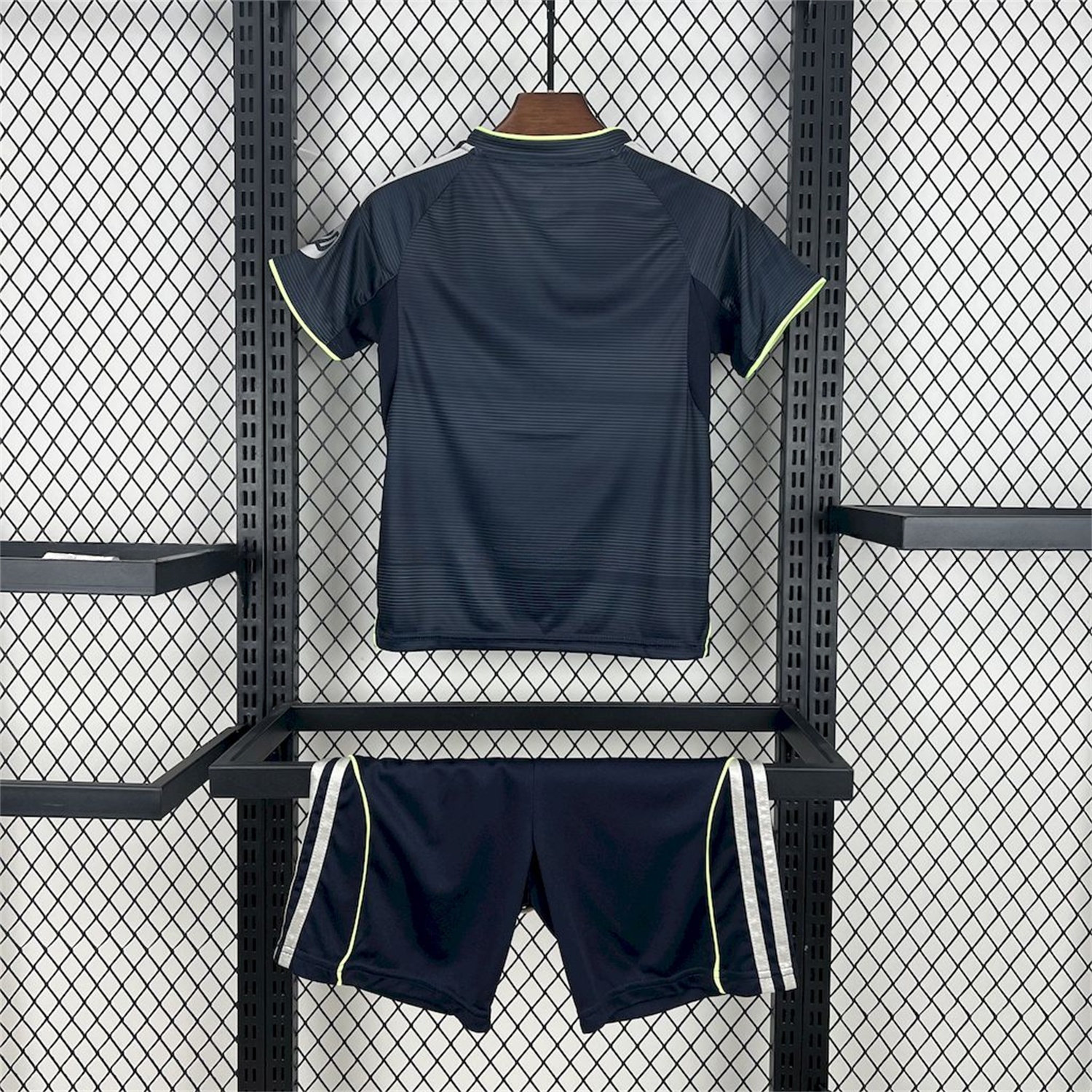 Real Madrid 25-26 Away Kids Kit - Fans Version - Unitedfutballjersey