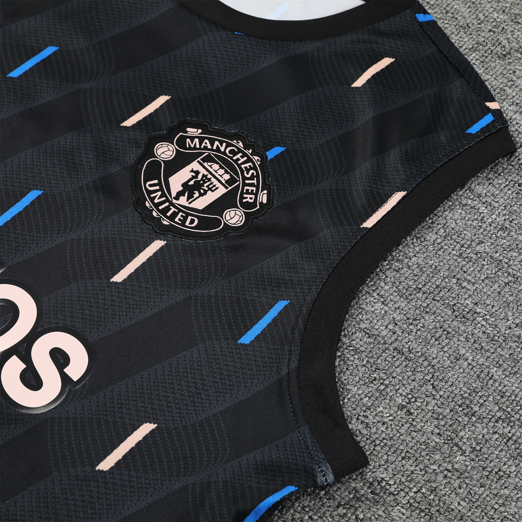 Manchester United 23-24 Vest Training Set Black Line - Unitedfutballjersey