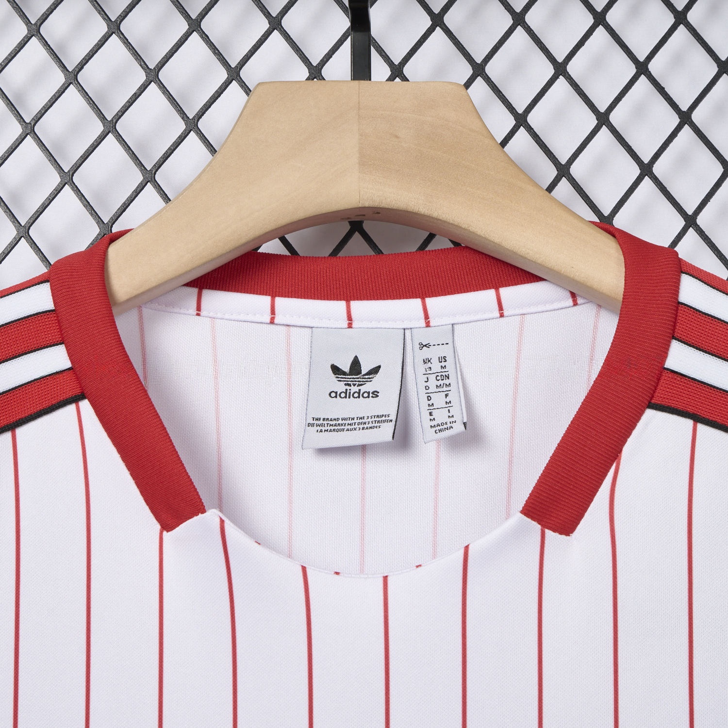 Benfica 25-26 Icon Range Travel Special Edition Jersey - Fans Version - Unitedfutballjersey