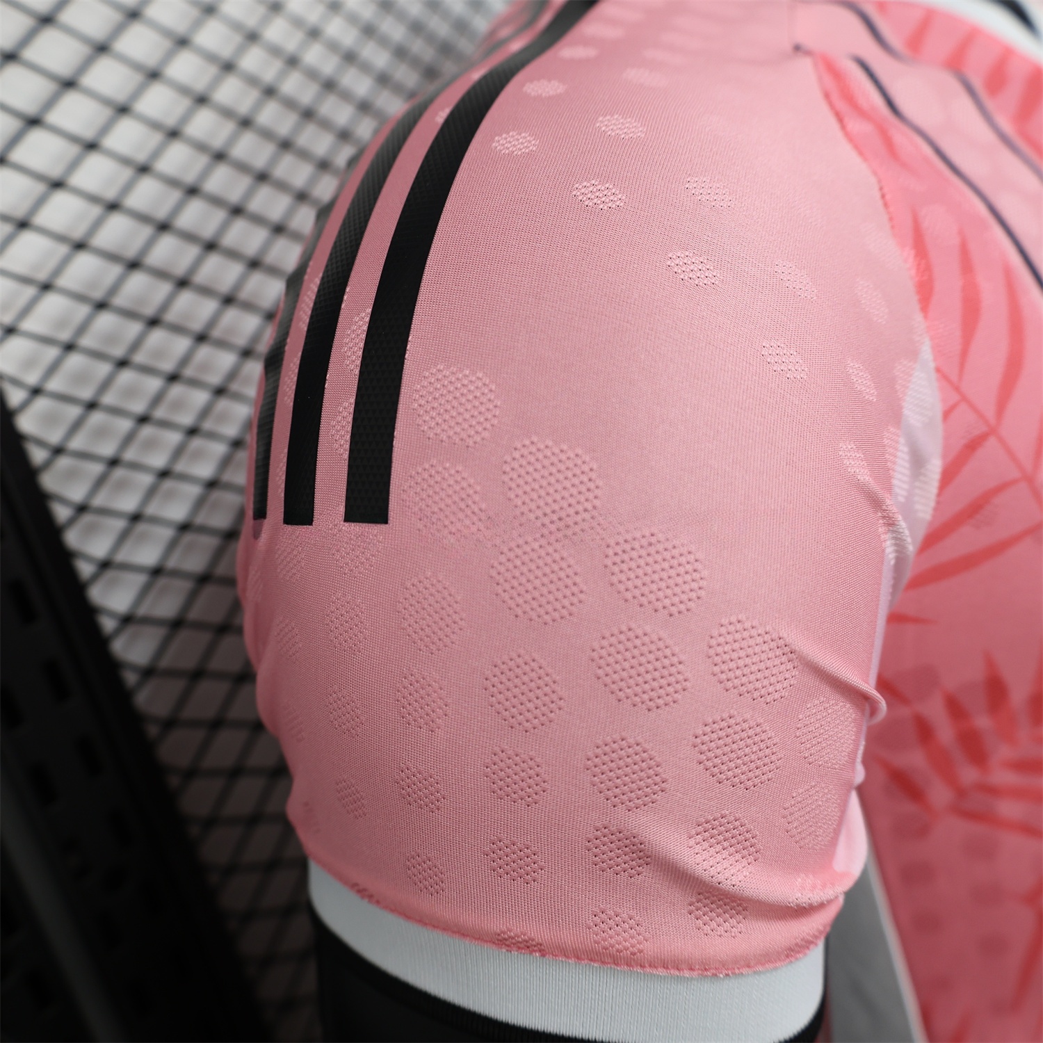 INT M.A.M 25-26 Pink Stripes and Leaves Pattern Special Jersey - Player Version - Unitedfutballjersey