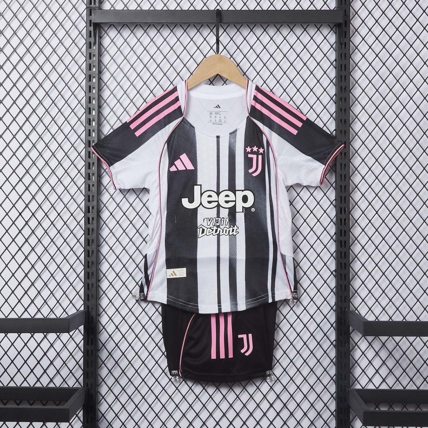 Juventus 25-26 Home Kids Kit - Player Version - Unitedfutballjersey