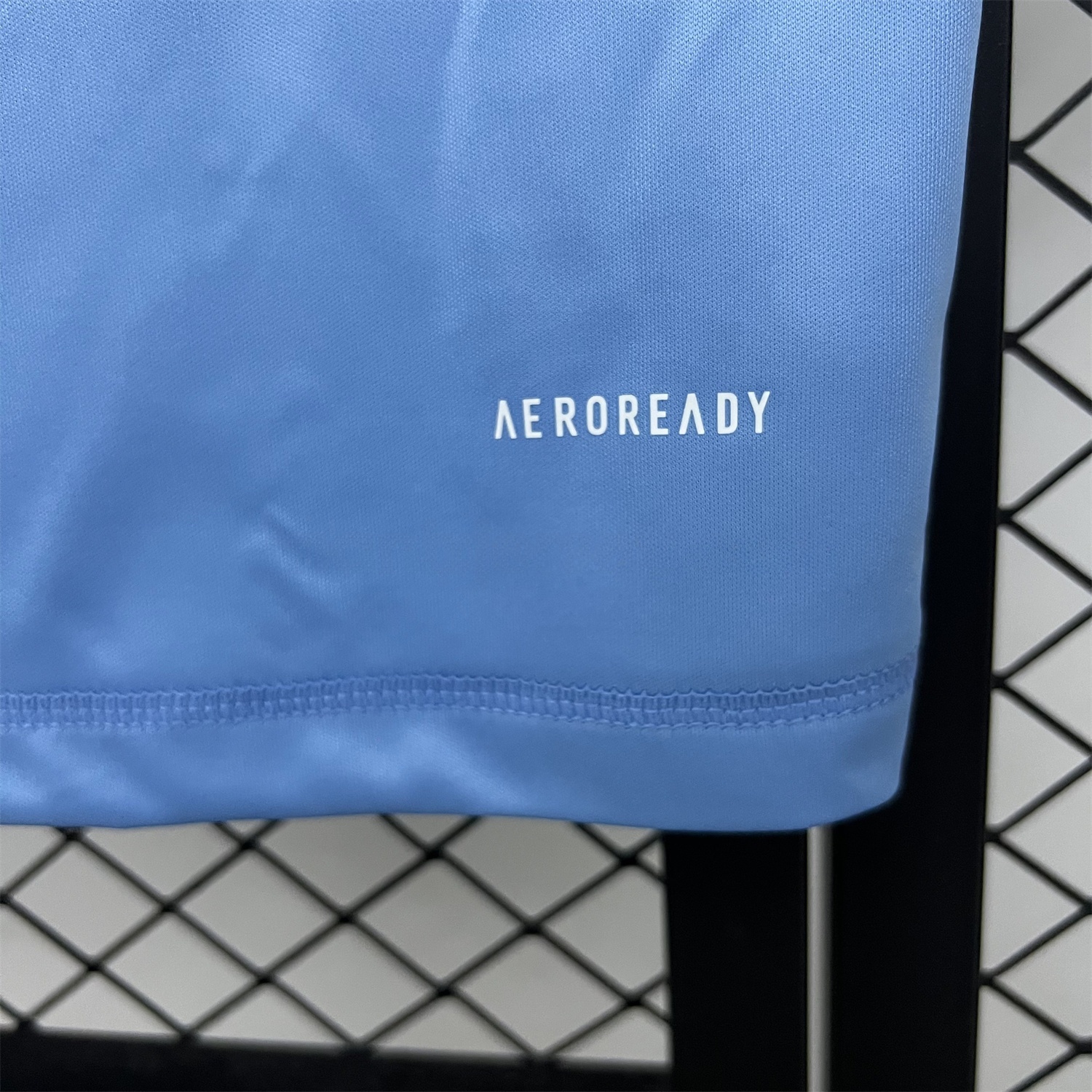 Real Madrid 25-26 Blue Goalkeeper Jersey - Fans Version - Unitedfutballjersey