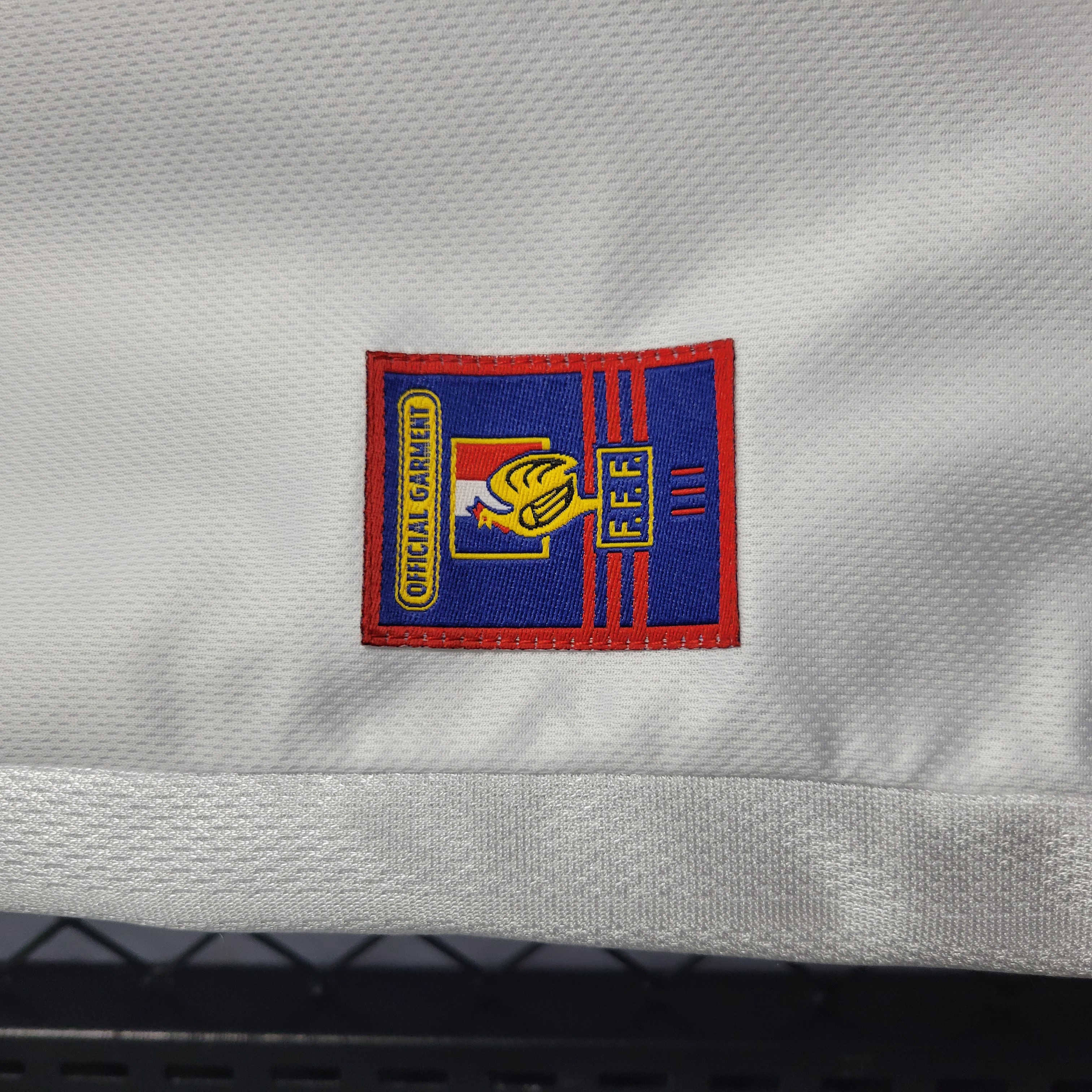 Retro France 1998 Away Stadium Jersey - Unitedfutballjersey