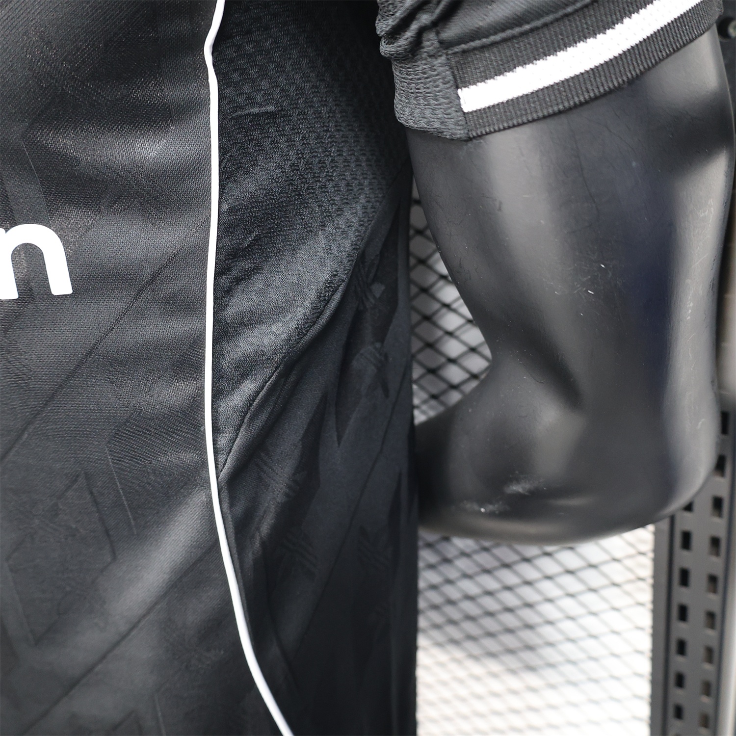 Manchester United 25-26 Black Training Jersey - Player Version - Unitedfutballjersey