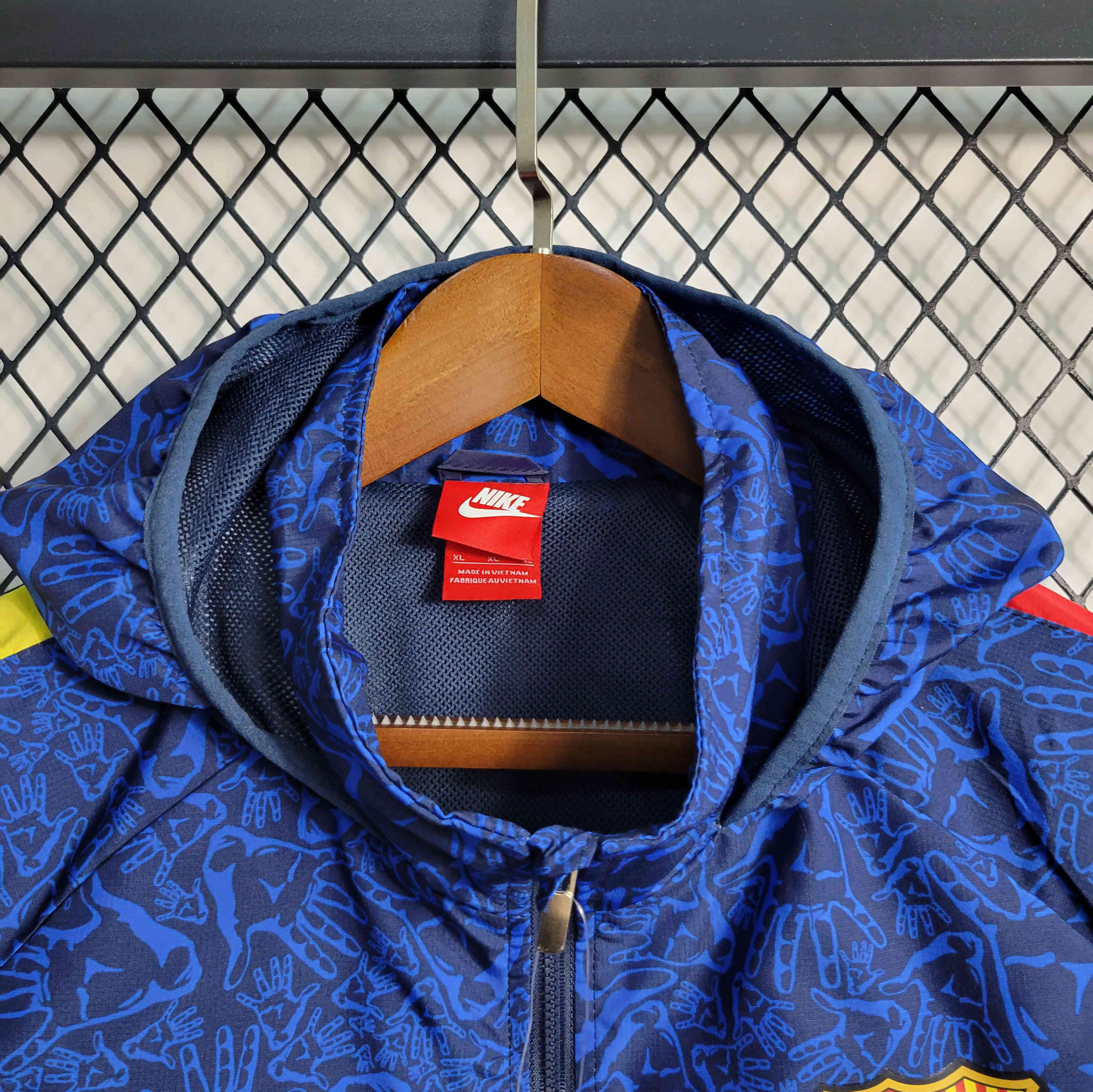 B.A.R.S.A 23-24 Blue Pattern Player Windbreaker - Unitedfutballjersey