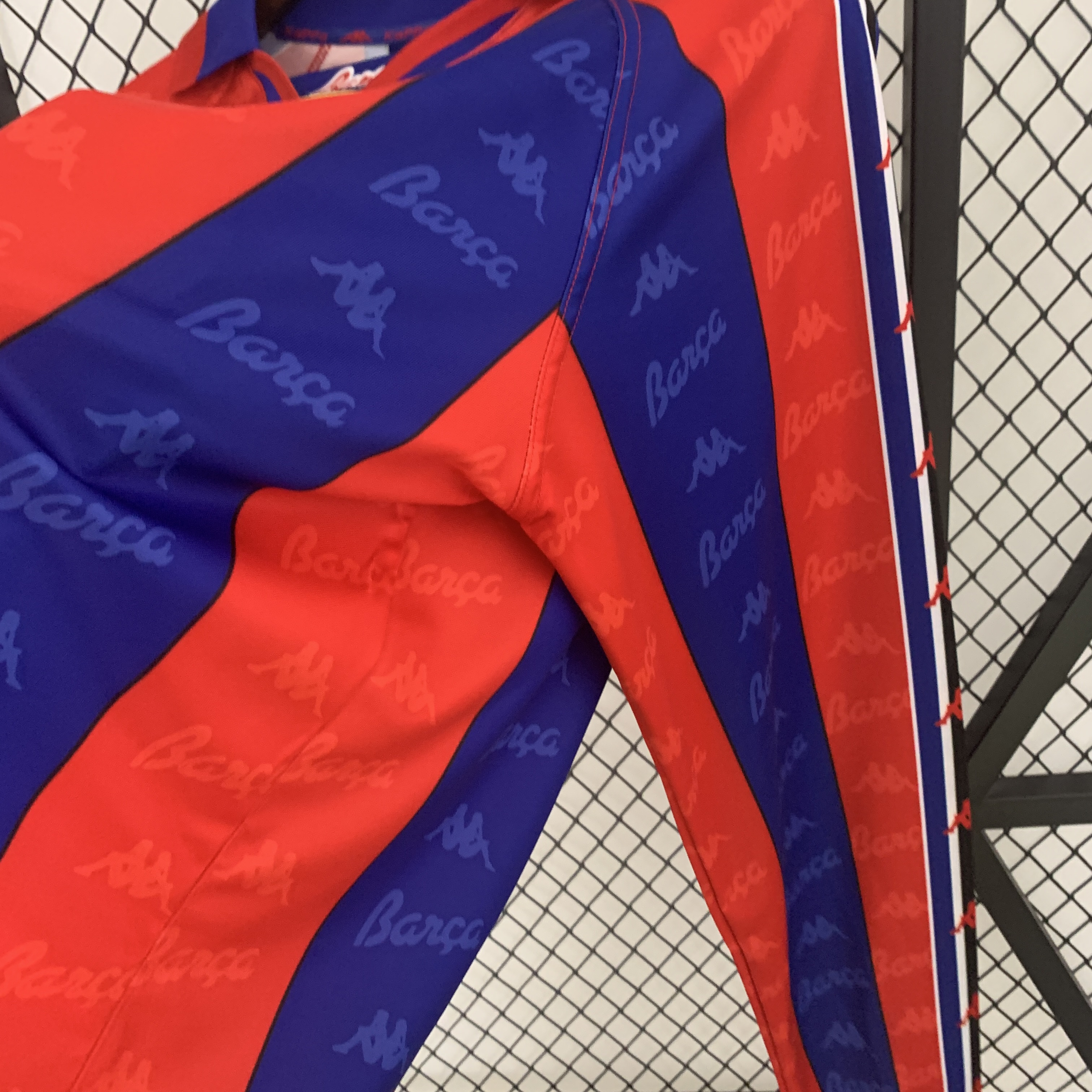 Retro Barcelona 96-97 Home Stadium Long Sleeve Jersey - Unitedfutballjersey