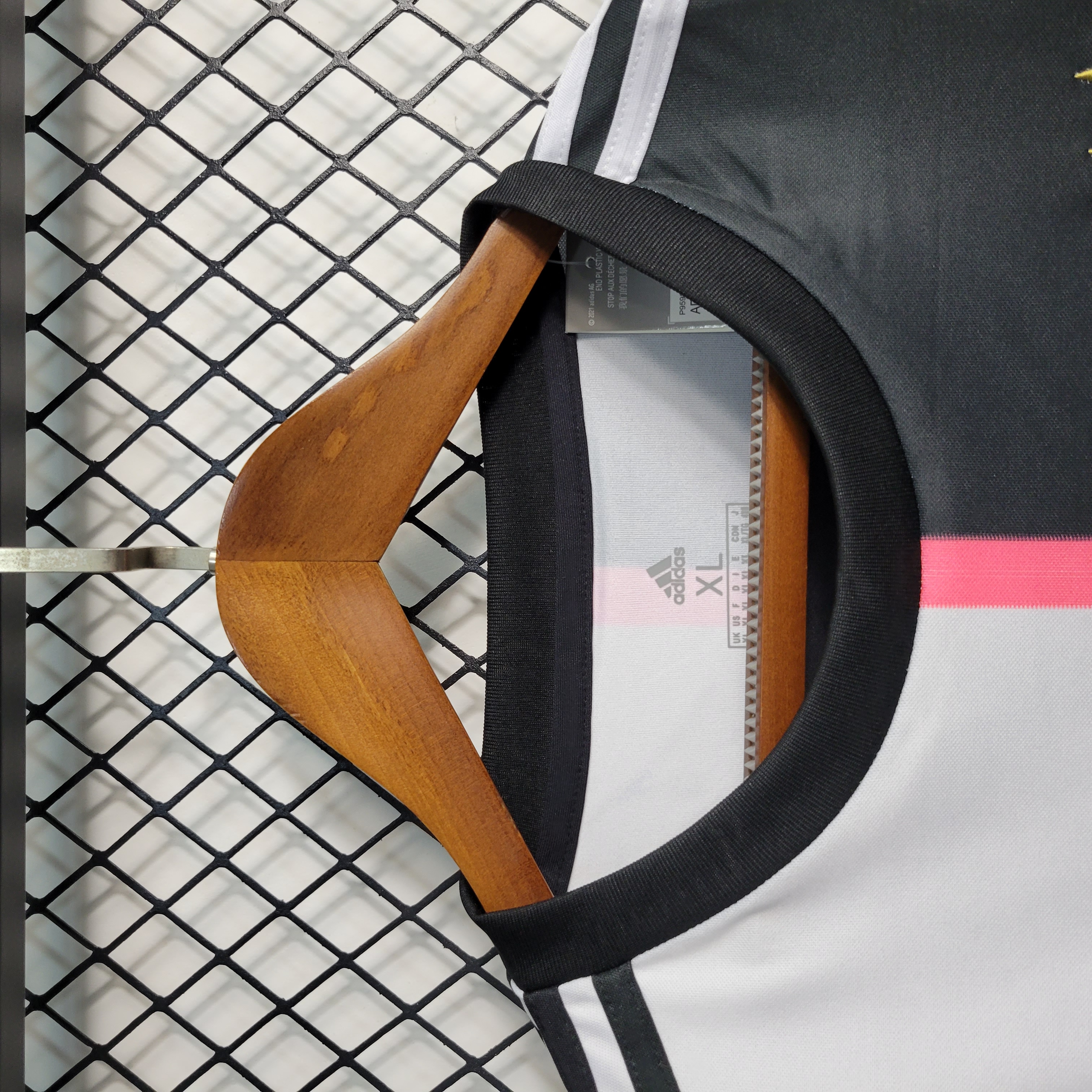 Retro Juventus 2019-20 Home Stadium Jersey - Unitedfutballjersey