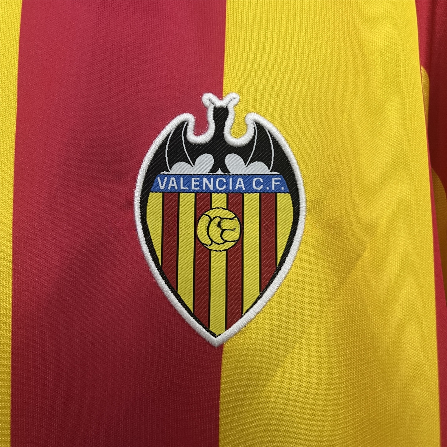 Retro Valencia 1980-82 Away Jersey - Unitedfutballjersey