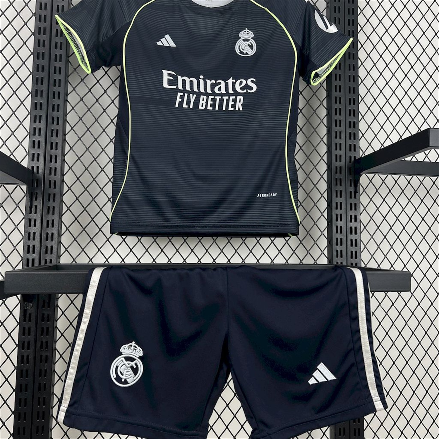 Real Madrid 25-26 Away Kids Kit - Fans Version - Unitedfutballjersey