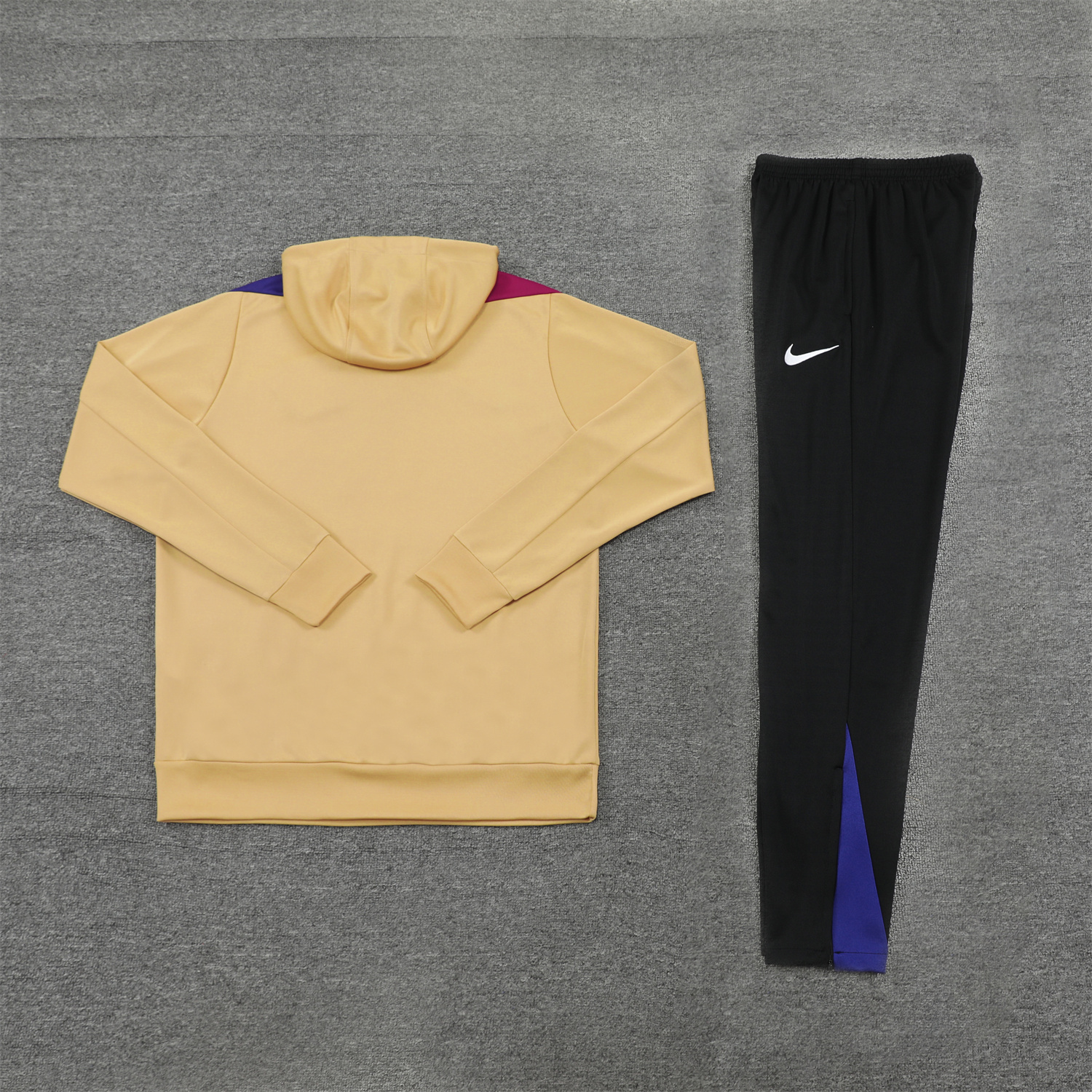 B.A.R.S.A 24-25 Training Hoodie Set - Khaki Hoodie and Black Pants - Unitedfutballjersey
