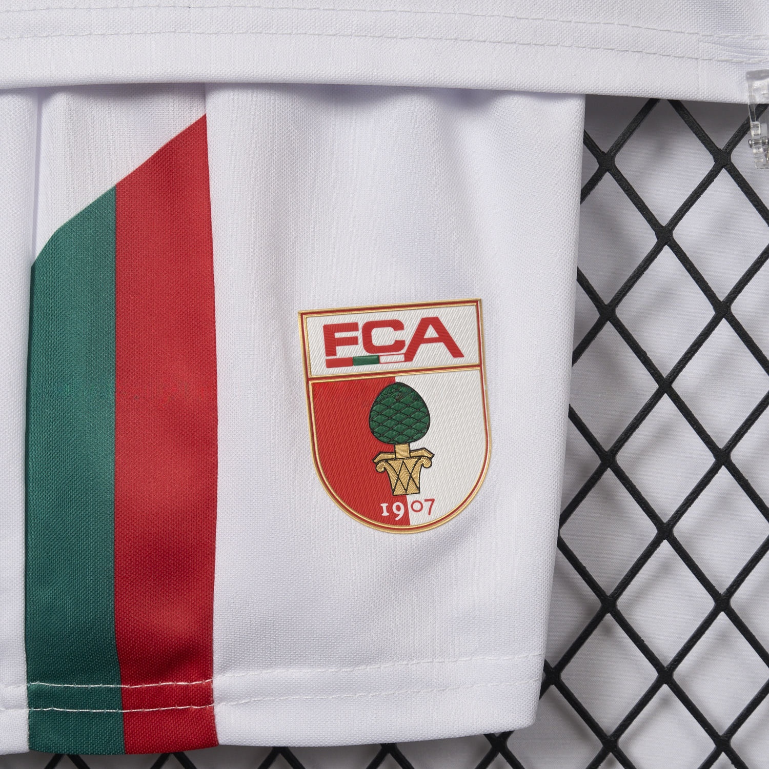 Augsburg 25-26 Home Kids Kit - Unitedfutballjersey