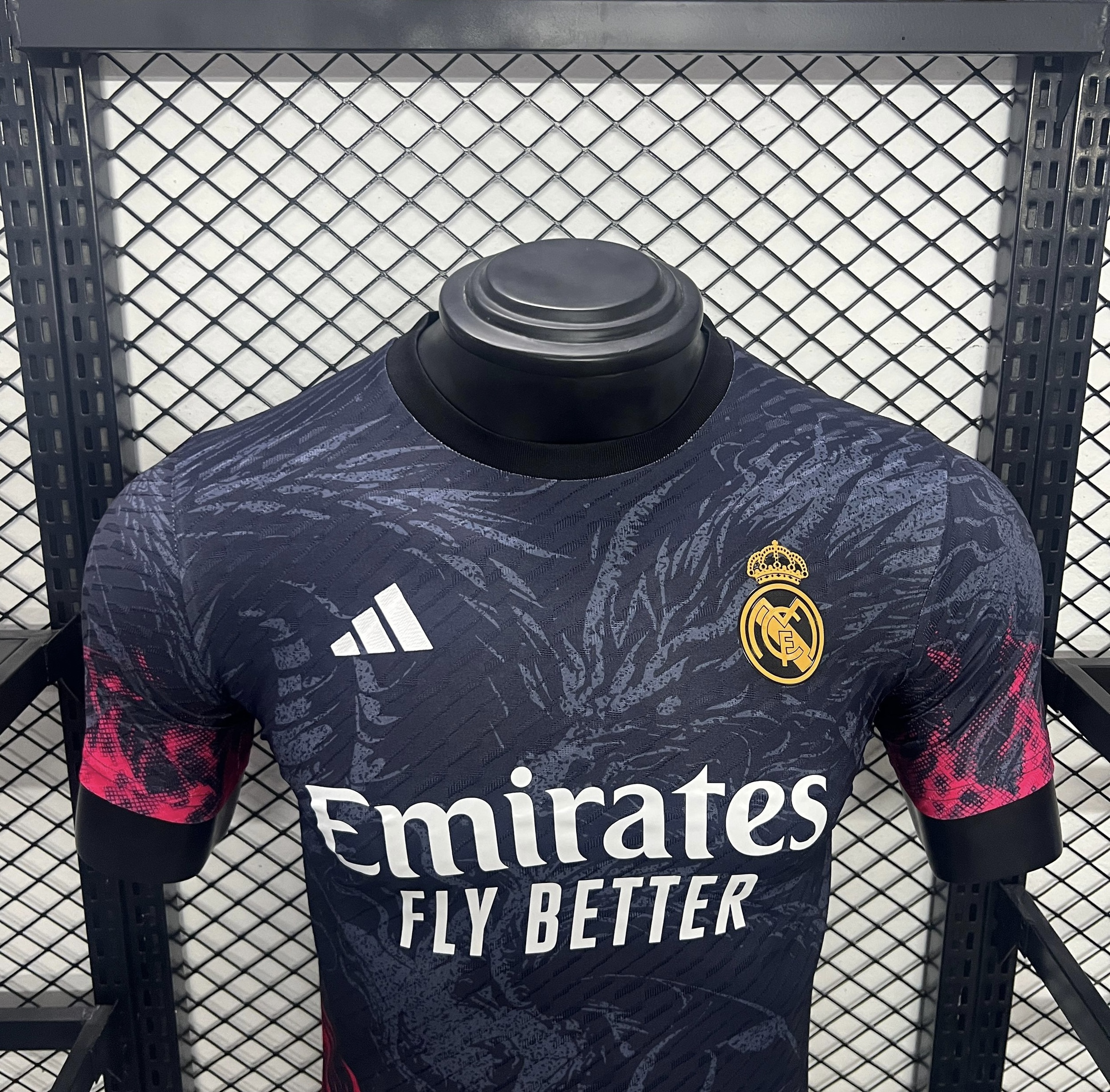 Real Madrid 24-25 Red Dragon Special Edition Black Jersey - Player Version - Unitedfutballjersey